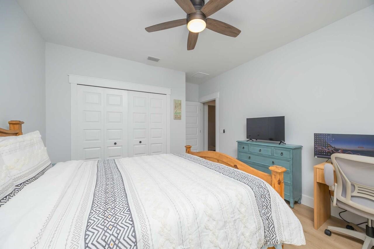 Image 49 of 79 For 1851 Isherwood Ter