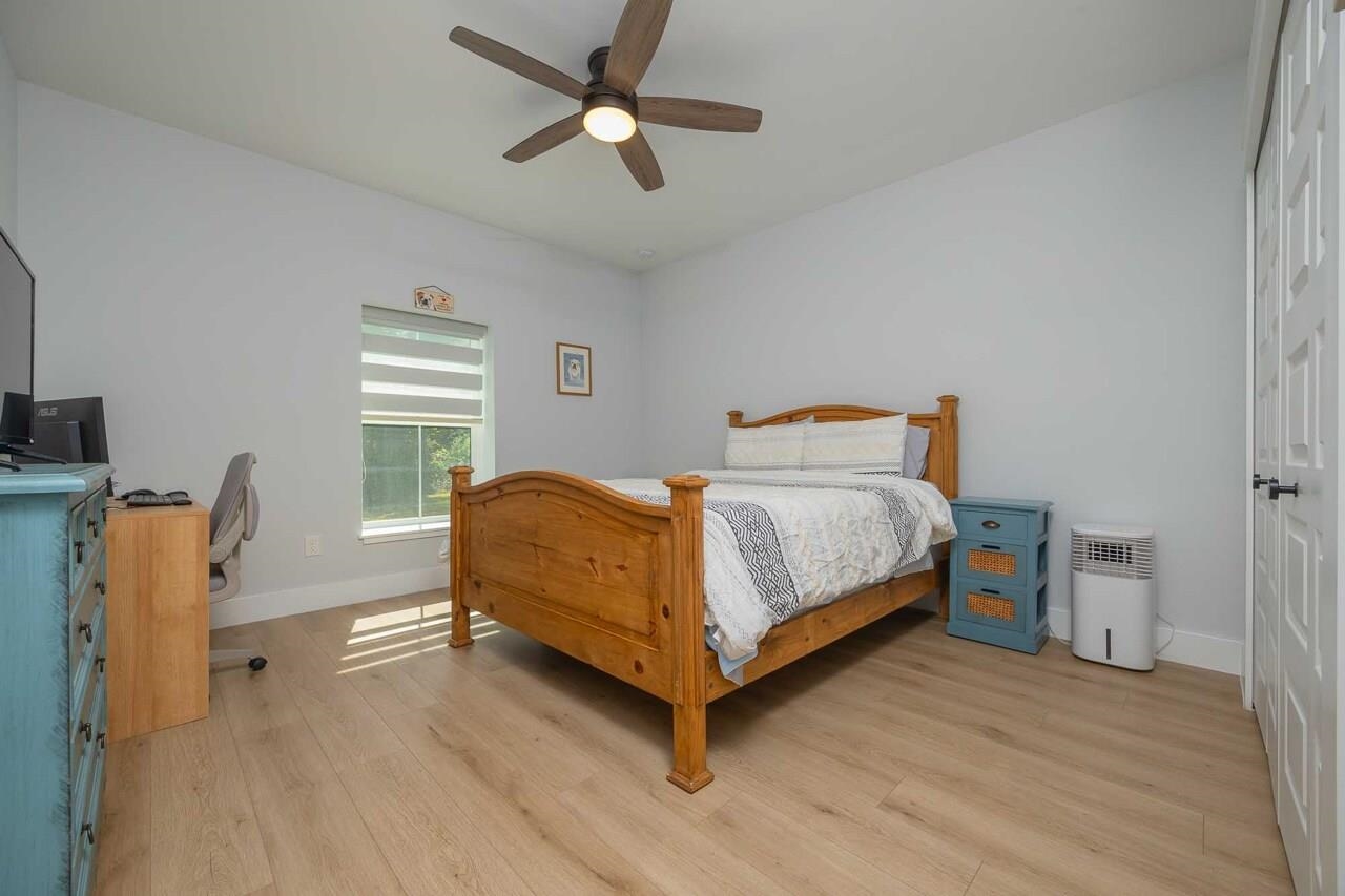 Image 50 of 79 For 1851 Isherwood Ter