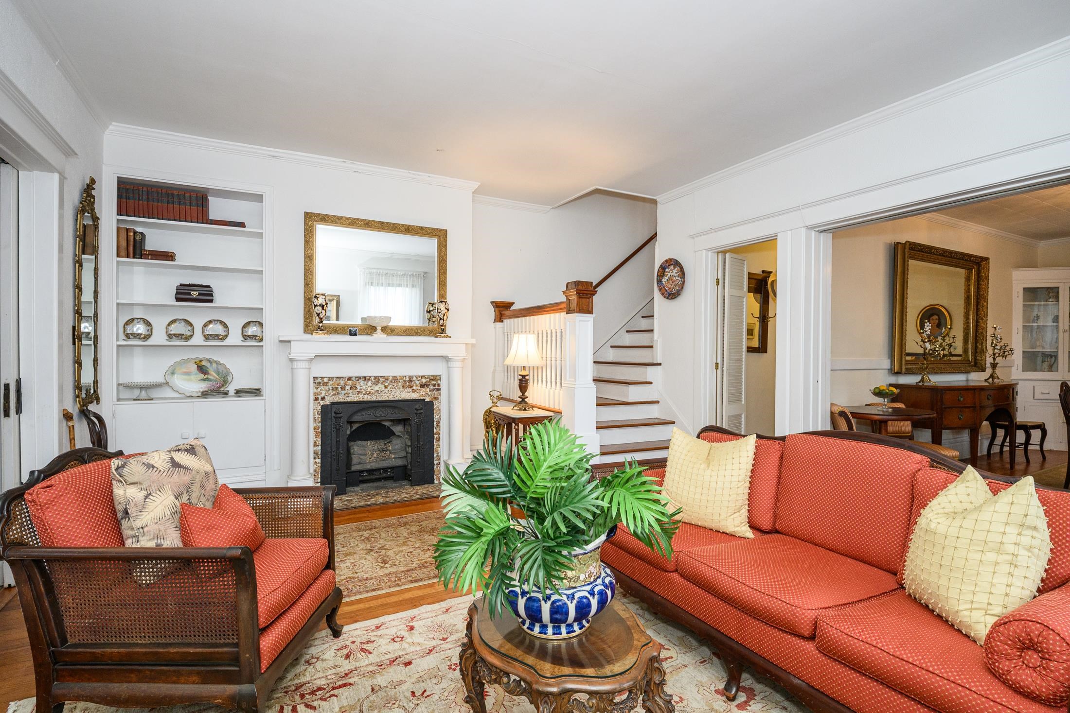 Image 18 of 99 For 24 Saragossa St