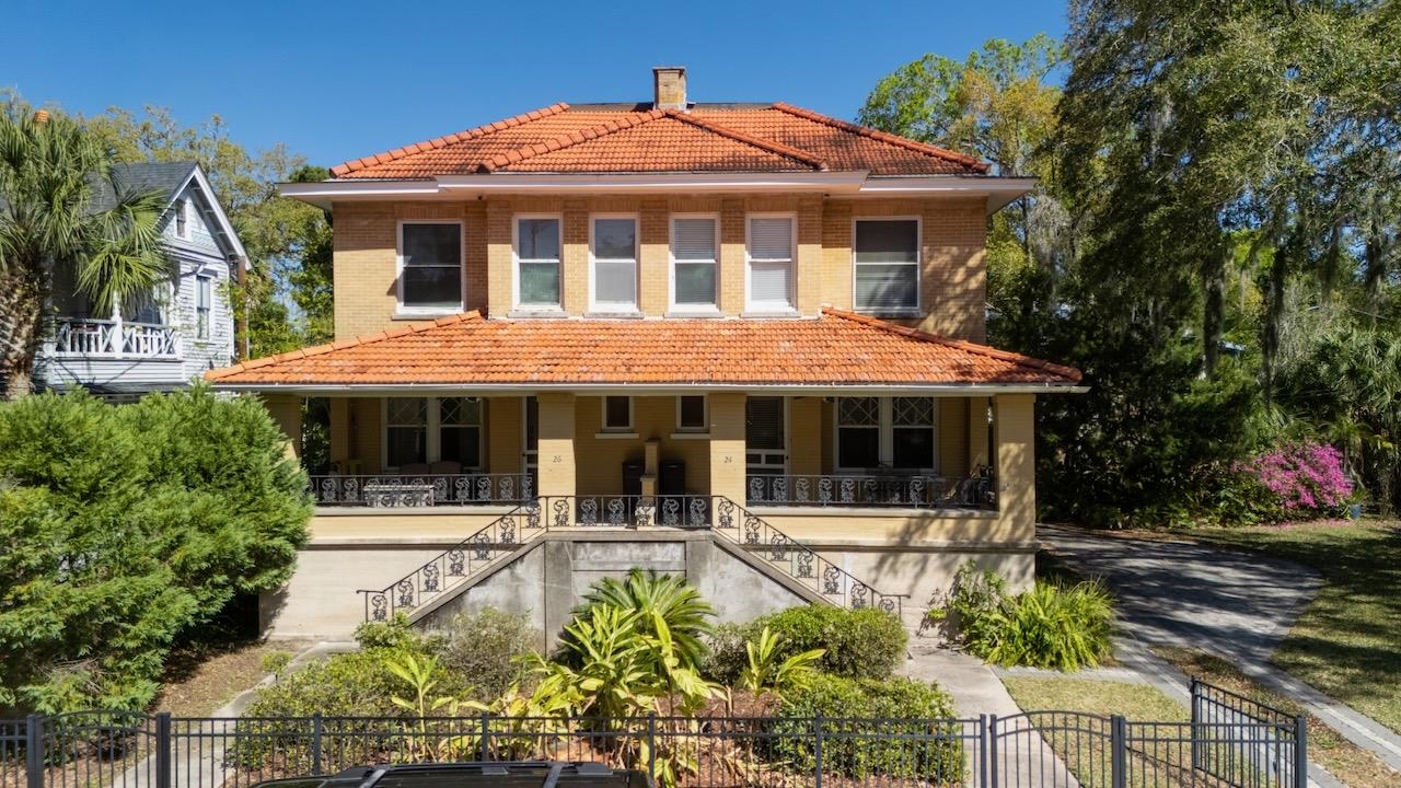 Image 2 of 99 For 24 Saragossa St