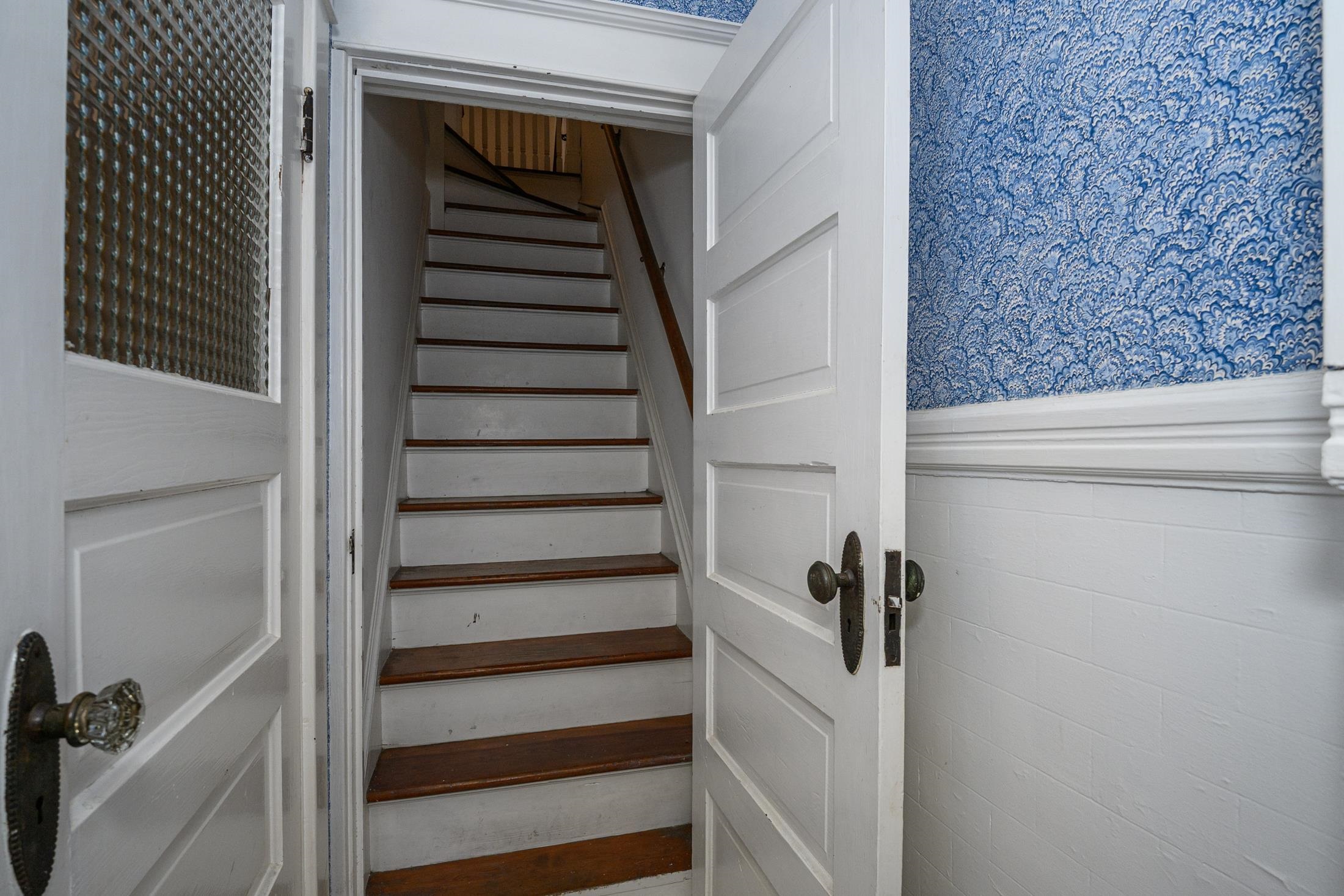 Image 28 of 99 For 24 Saragossa St