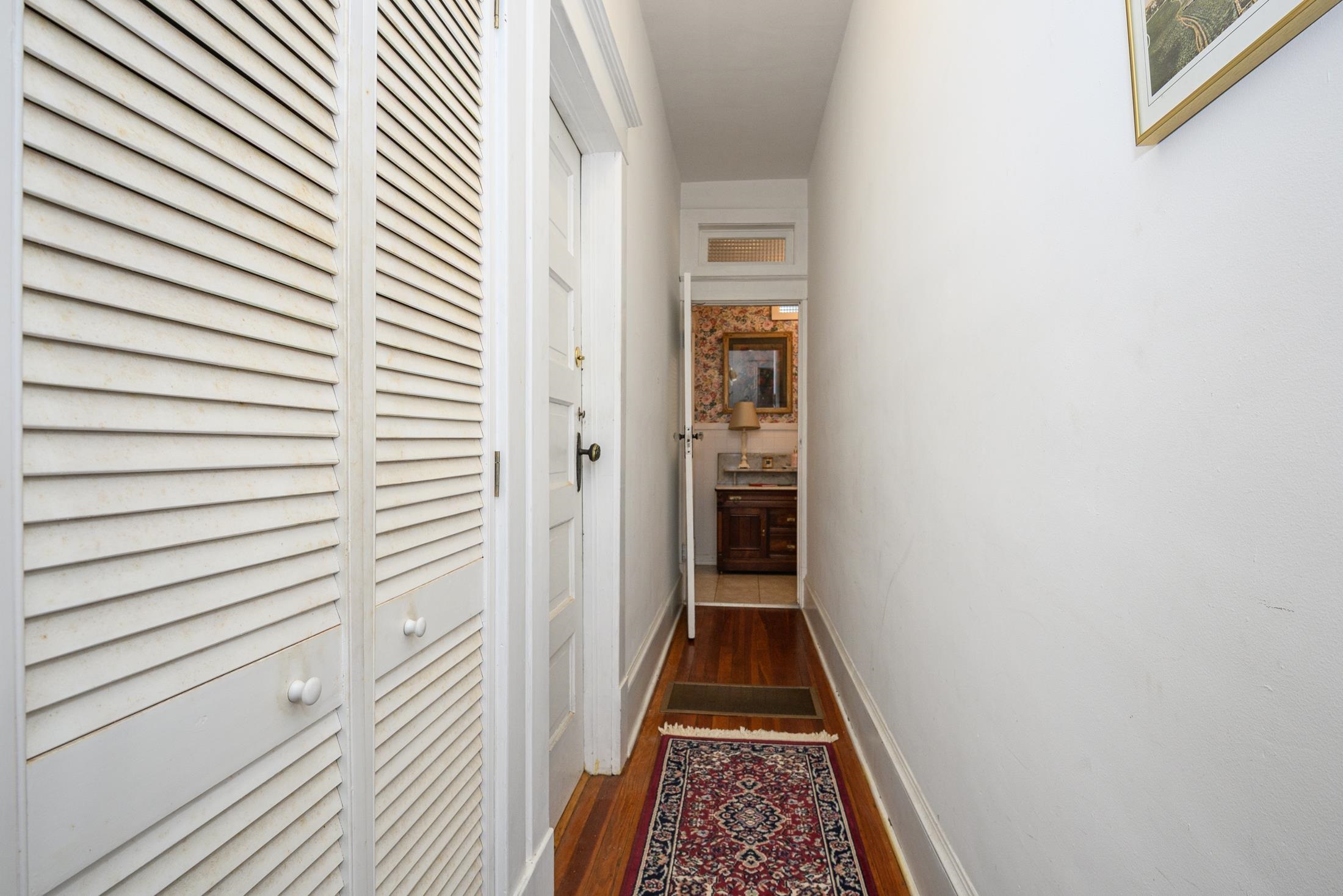 Image 30 of 99 For 24 Saragossa St