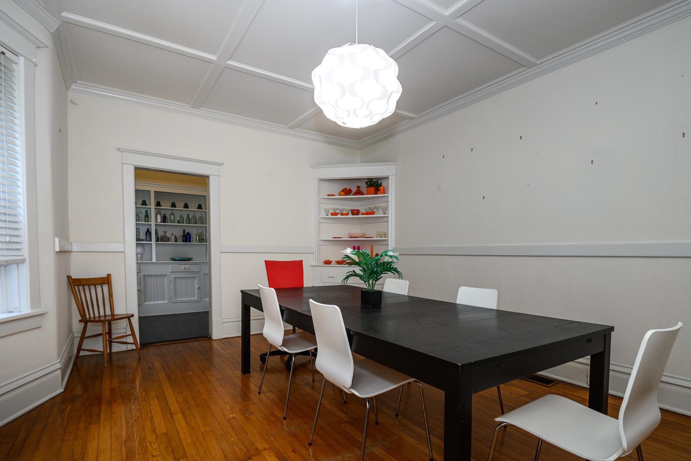 Image 55 of 99 For 24 Saragossa St