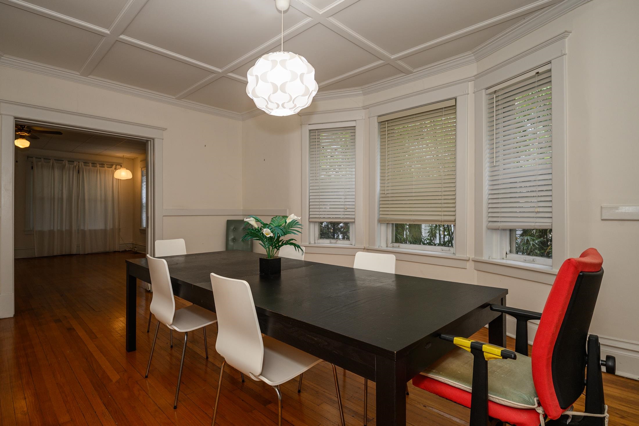 Image 56 of 99 For 24 Saragossa St