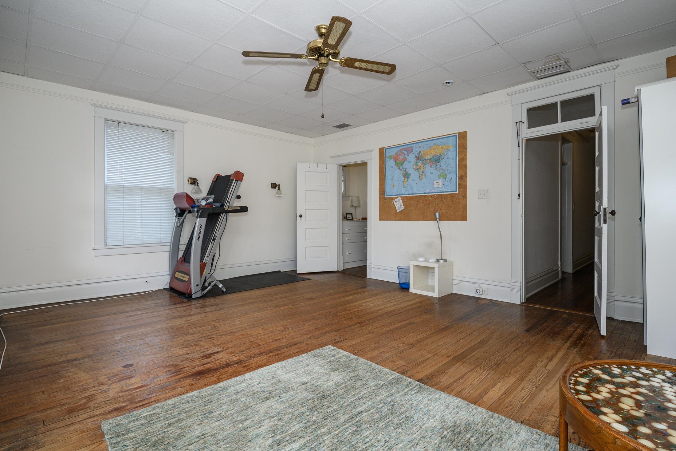 Image 65 of 99 For 24 Saragossa St