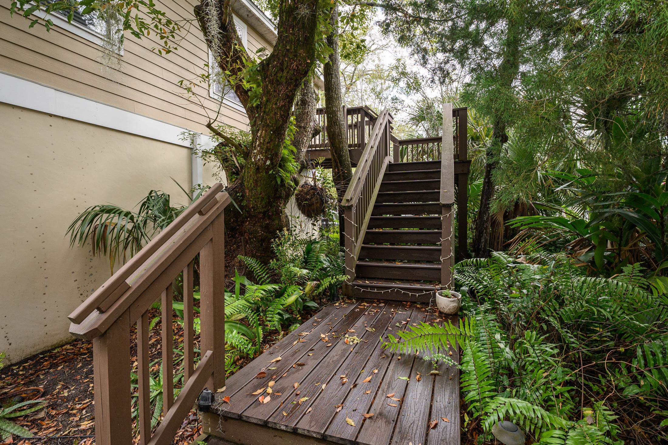 Image 77 of 99 For 24 Saragossa St