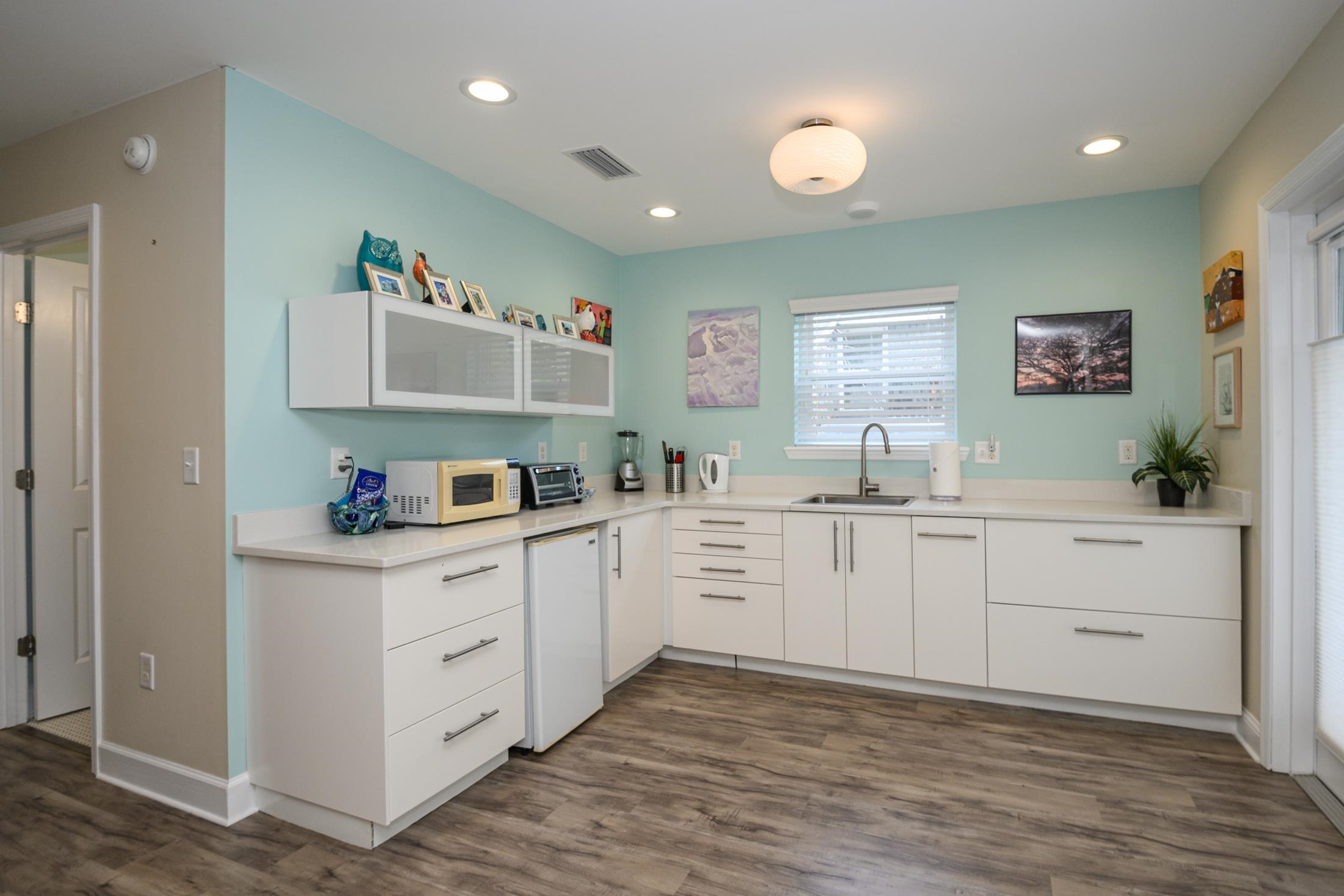 Image 81 of 99 For 24 Saragossa St