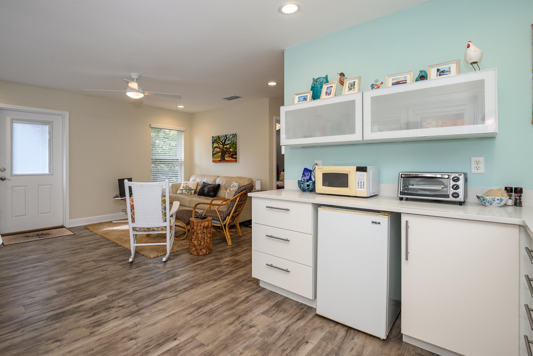 Image 82 of 99 For 24 Saragossa St