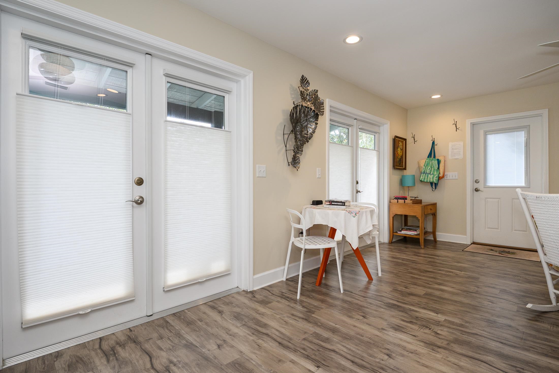 Image 83 of 99 For 24 Saragossa St