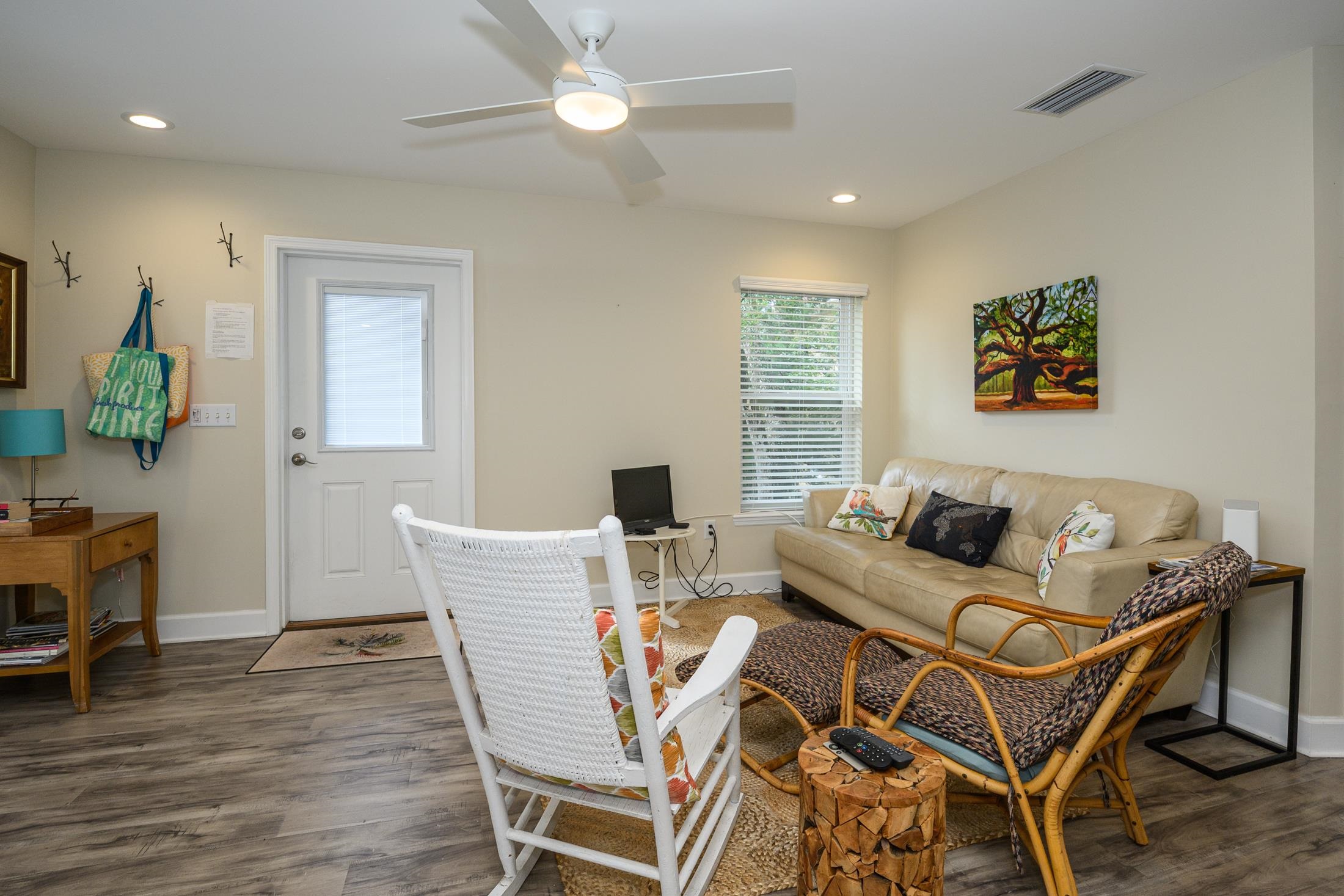 Image 84 of 99 For 24 Saragossa St