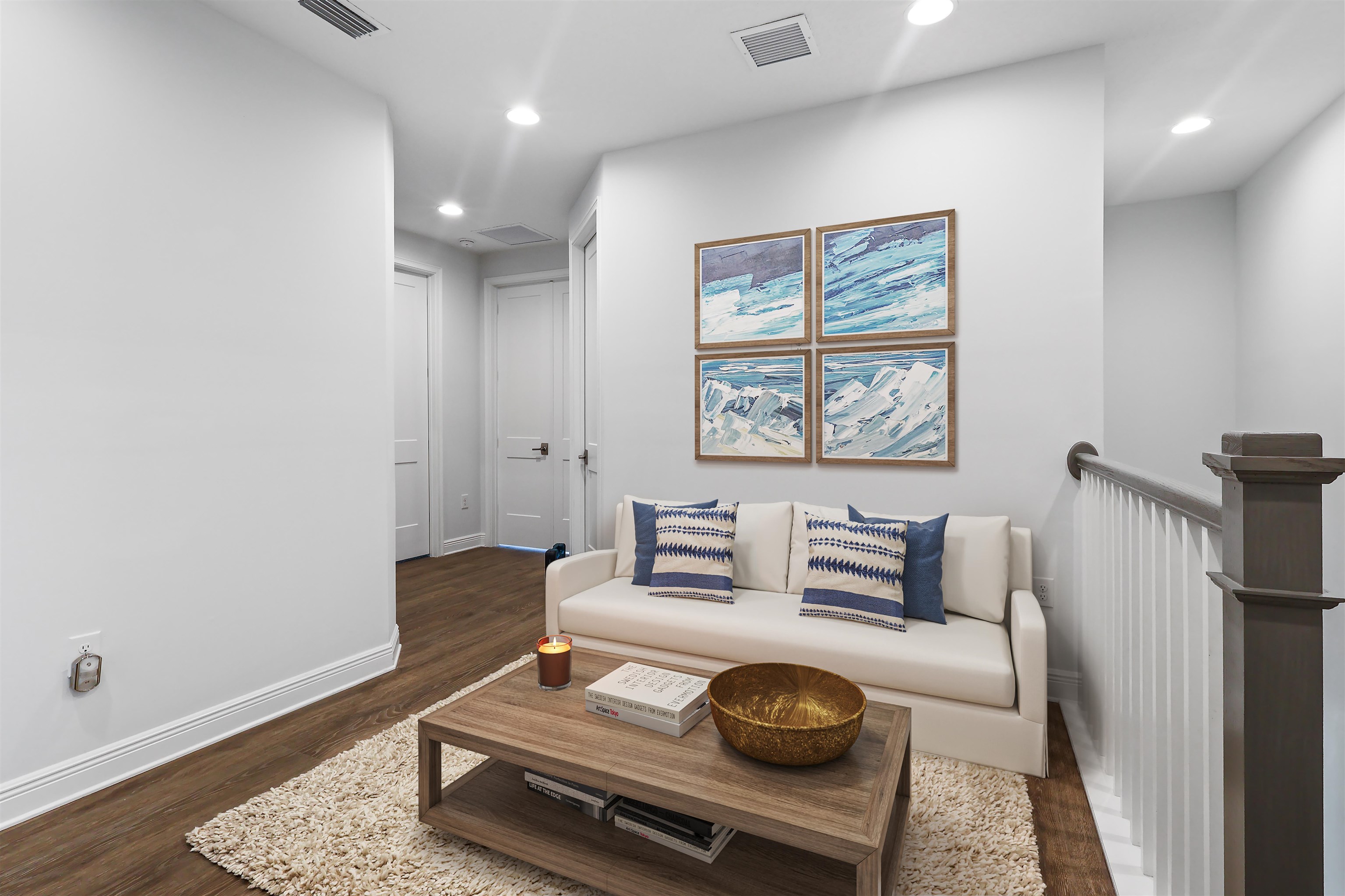 Image 17 of 27 For 457 Marquesa Cir