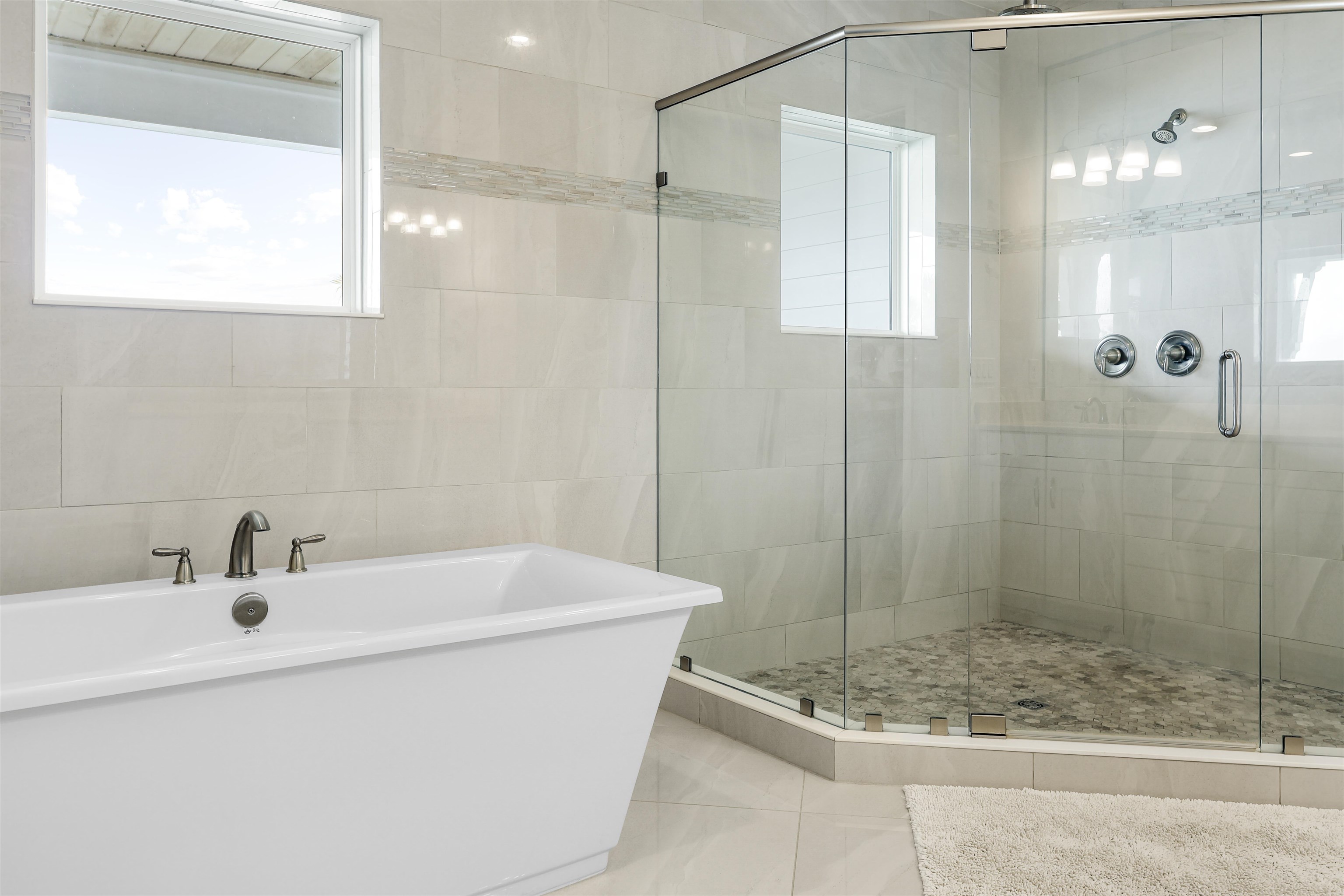 Image 21 of 27 For 457 Marquesa Cir