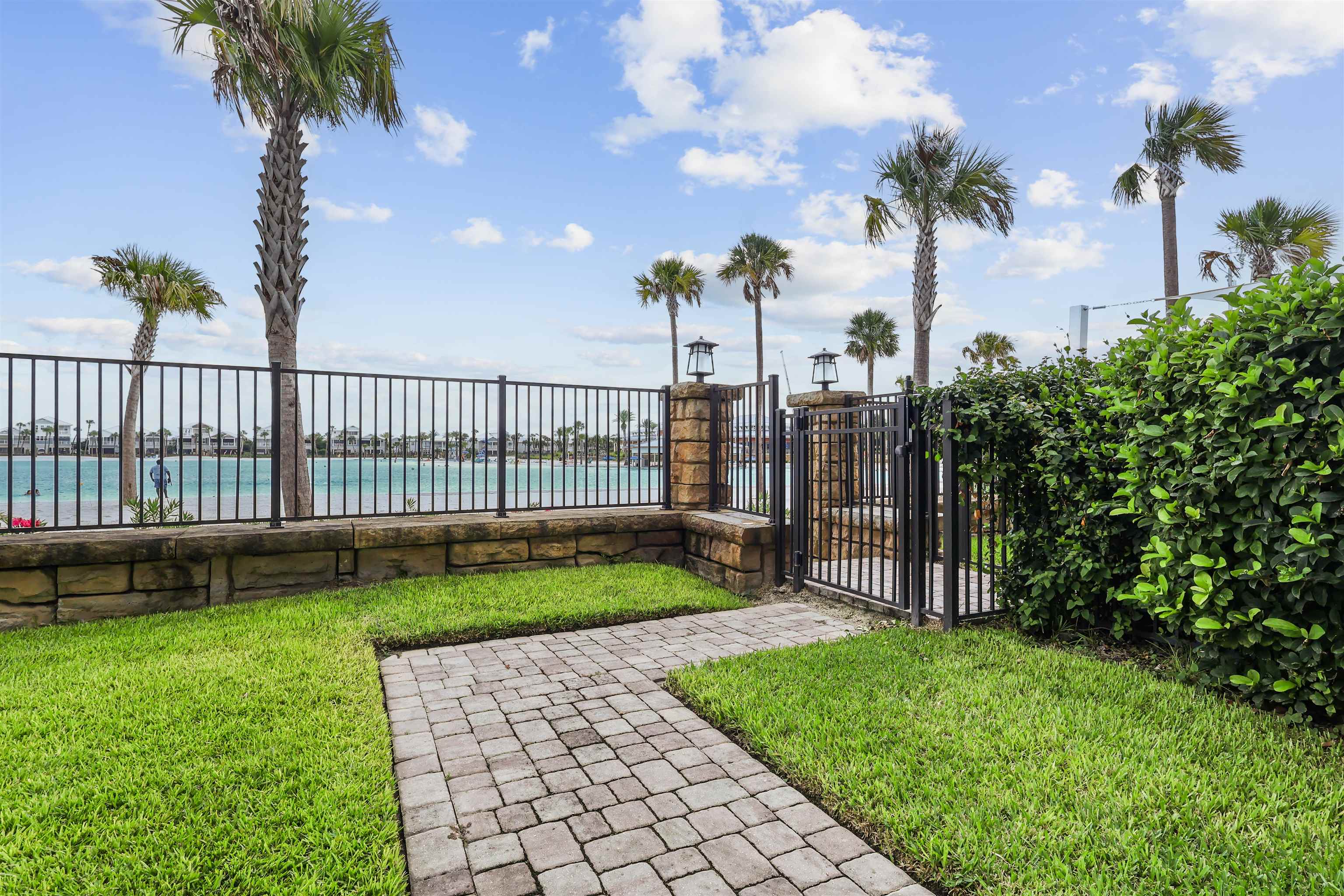 Image 26 of 27 For 457 Marquesa Cir