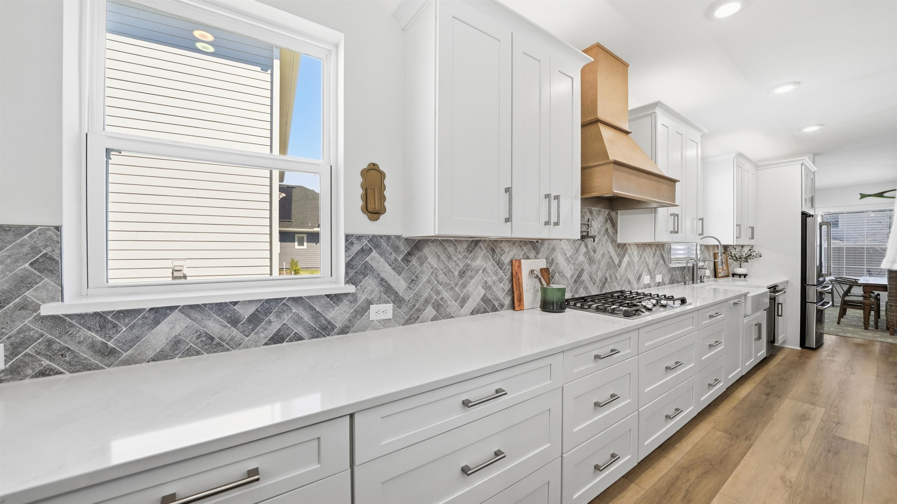 Image 13 of 91 For 119 Victory Ct