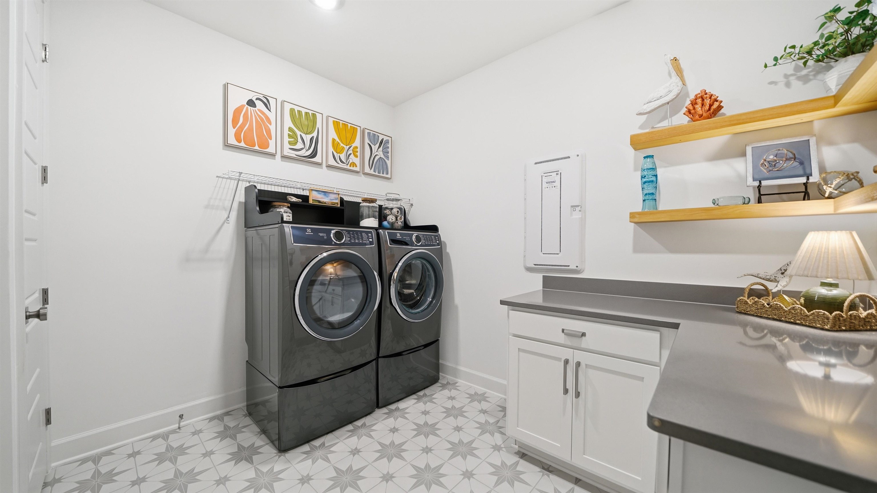 Image 43 of 91 For 119 Victory Ct