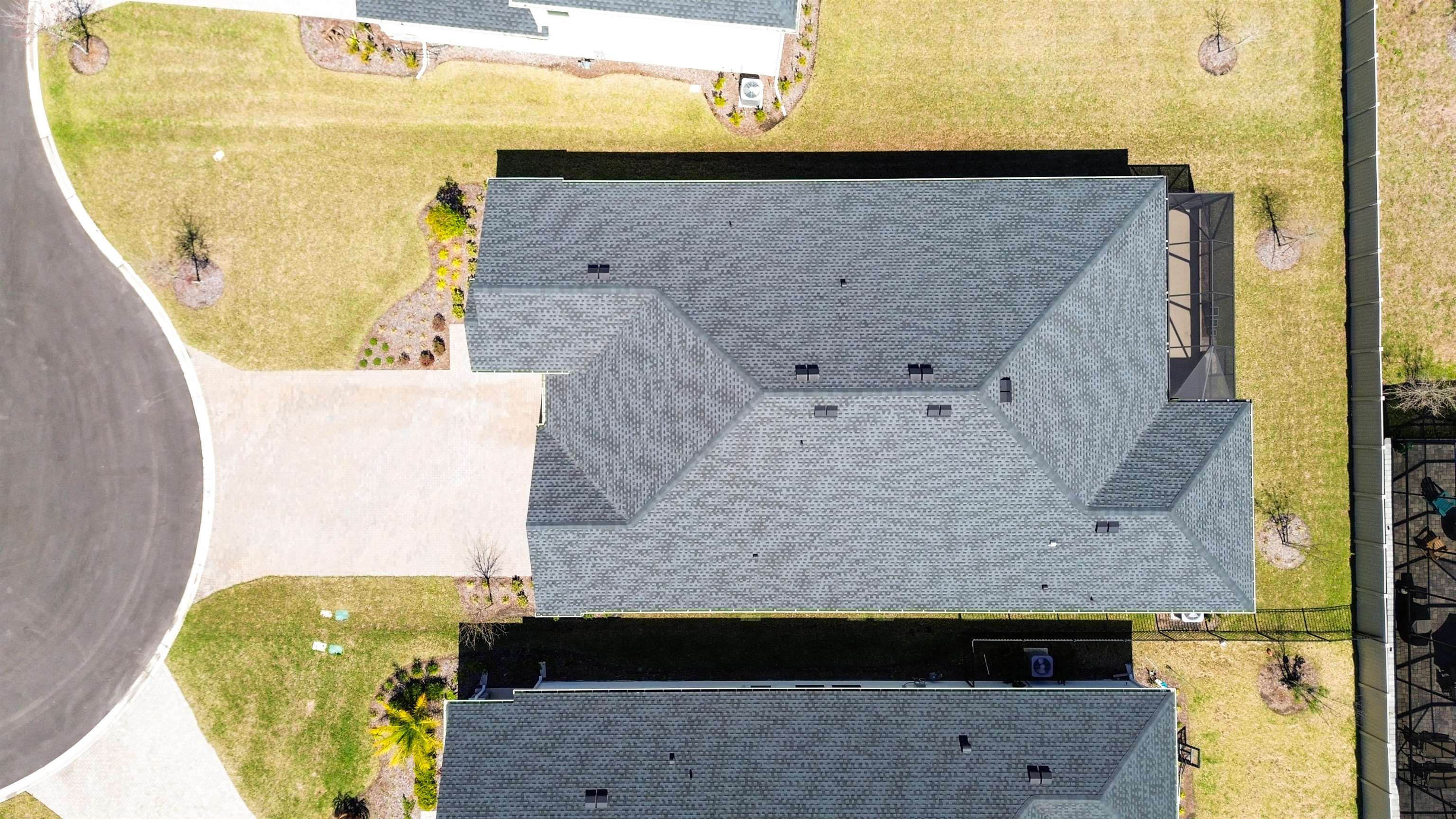 Image 57 of 91 For 119 Victory Ct