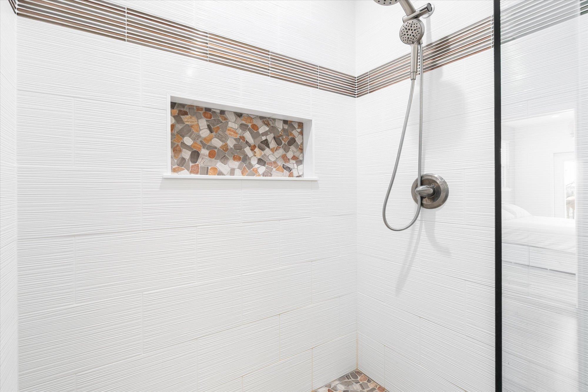 Image 23 of 57 For 1365 County Road 13 S