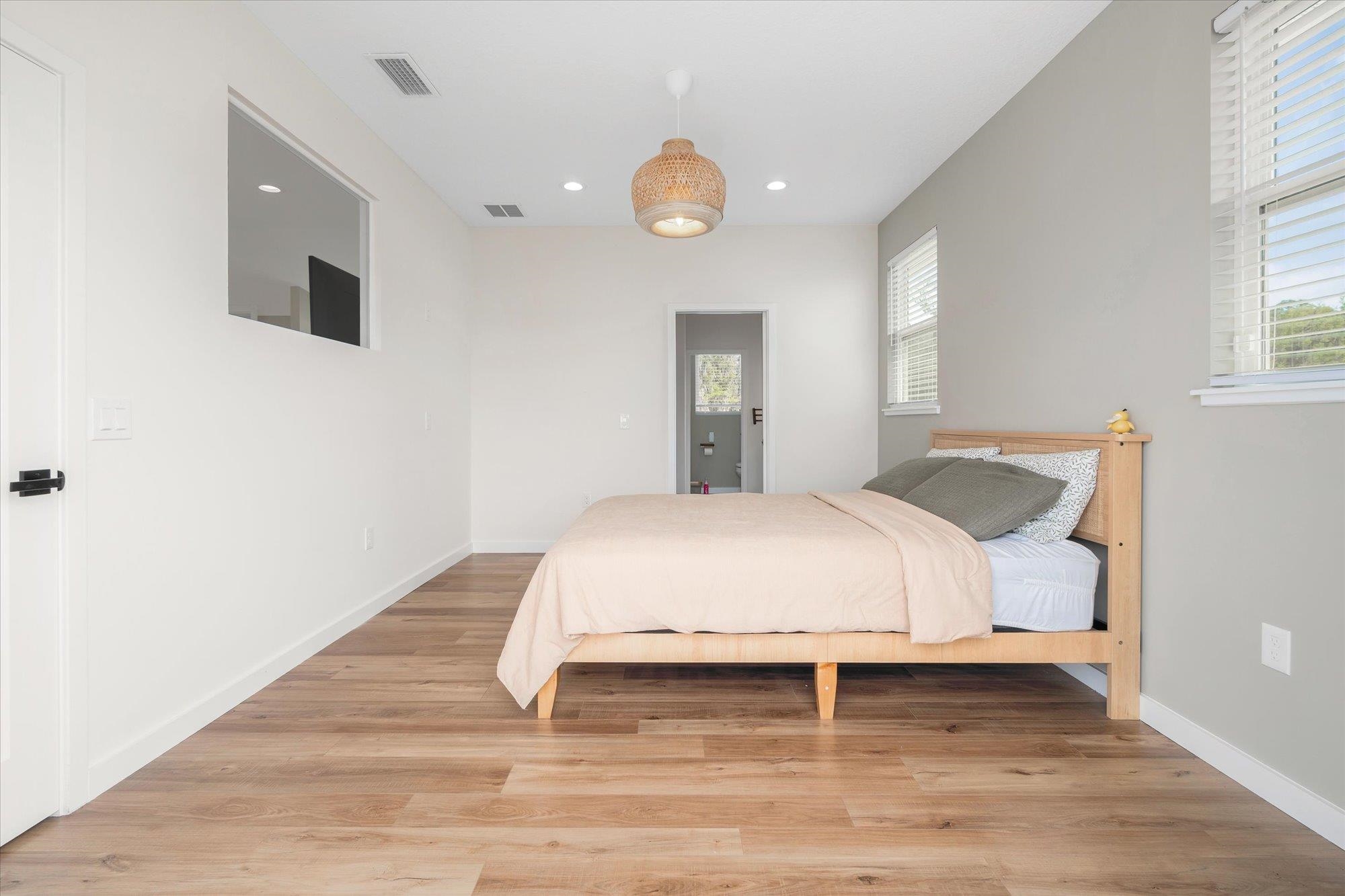 Image 25 of 57 For 1365 County Road 13 S