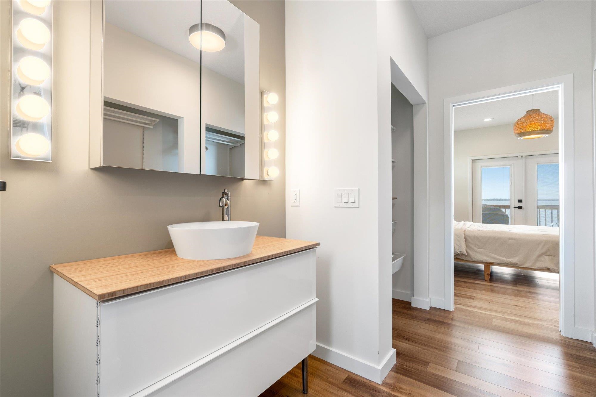 Image 29 of 57 For 1365 County Road 13 S