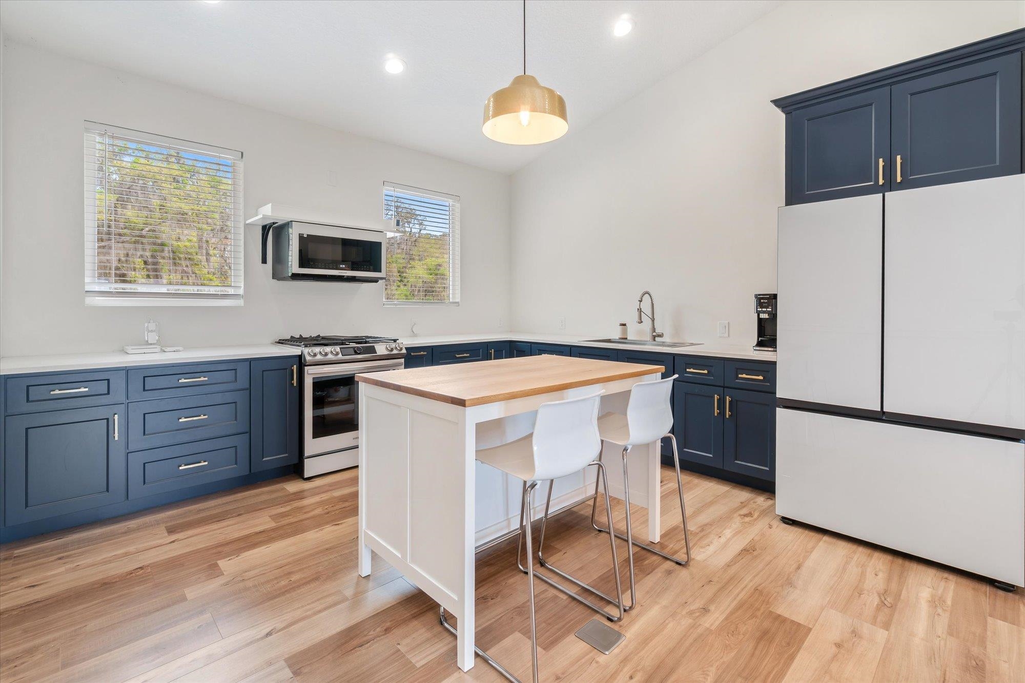 Image 3 of 57 For 1365 County Road 13 S