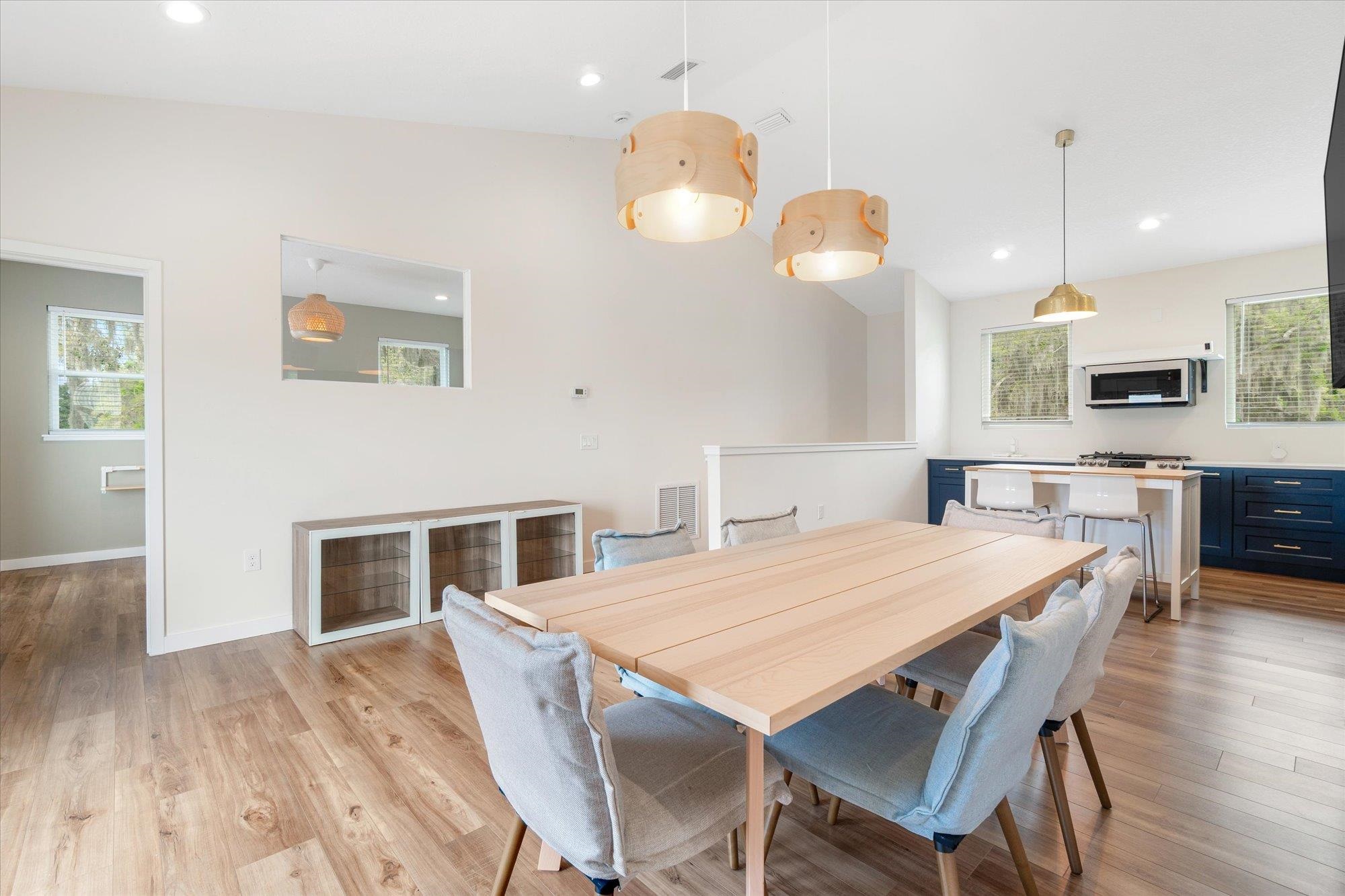 Image 4 of 57 For 1365 County Road 13 S