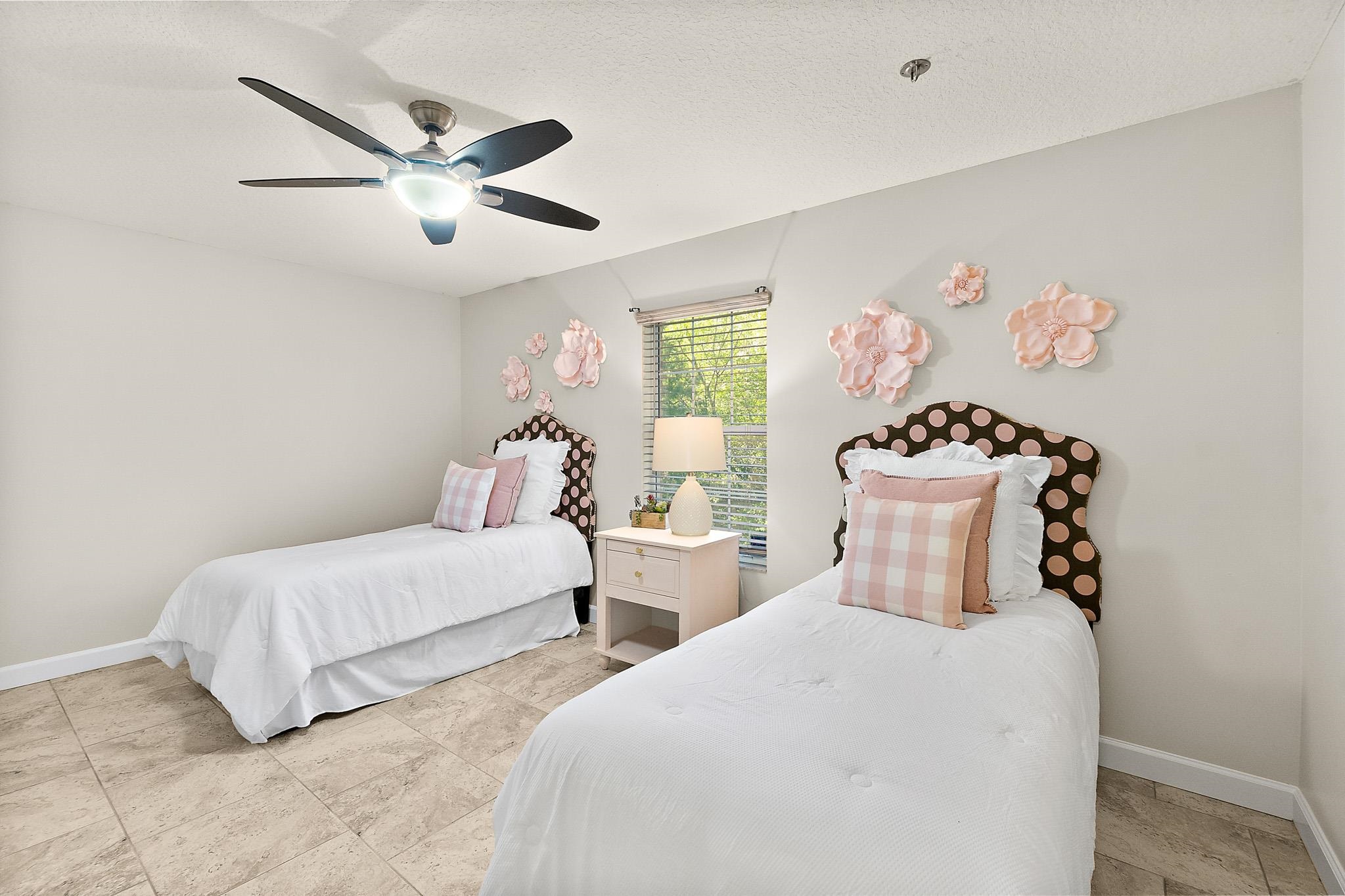 Image 23 of 40 For 3253 Turtle Creek Rd