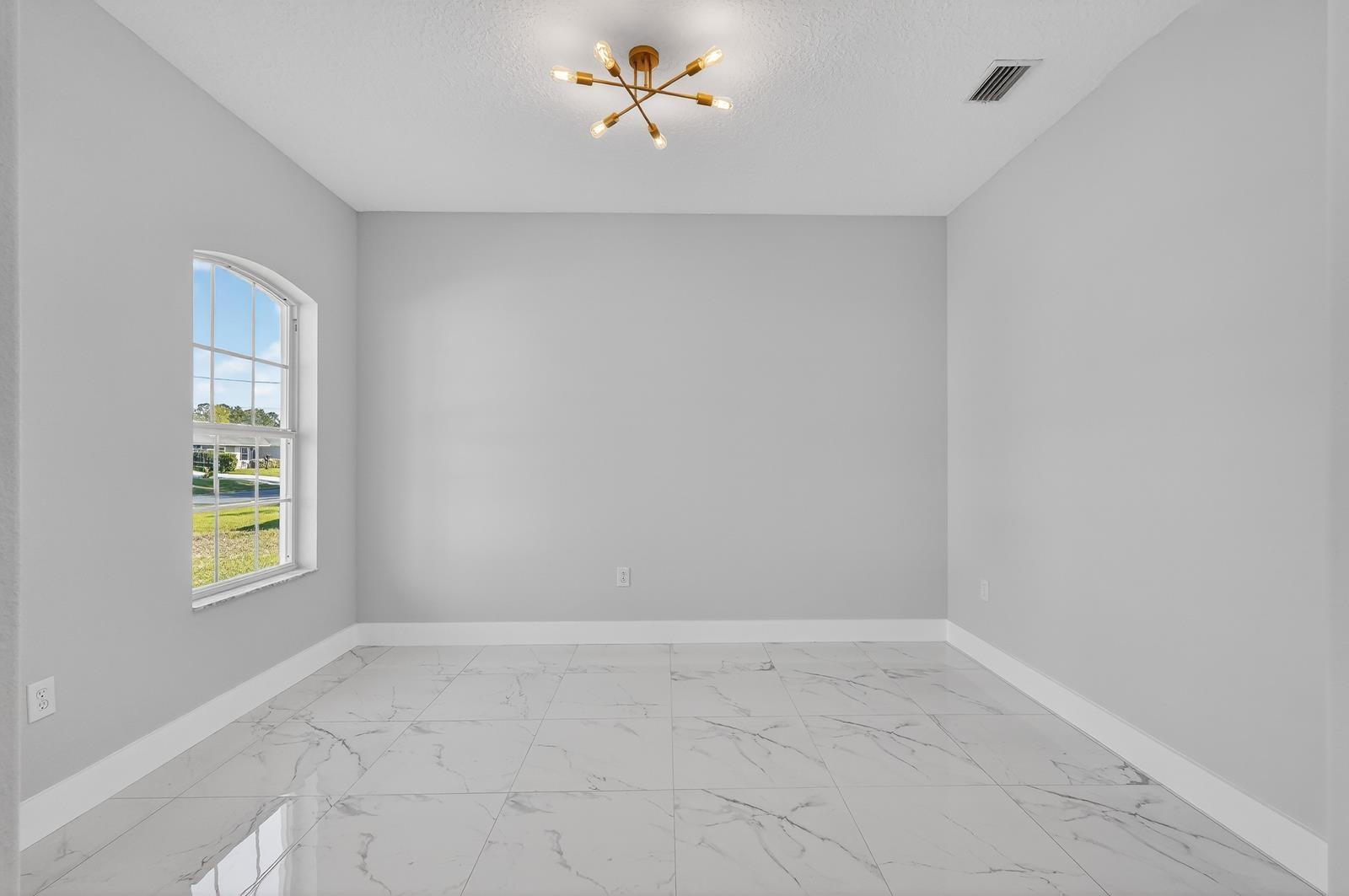 Image 15 of 58 For 8 Barkley Lane