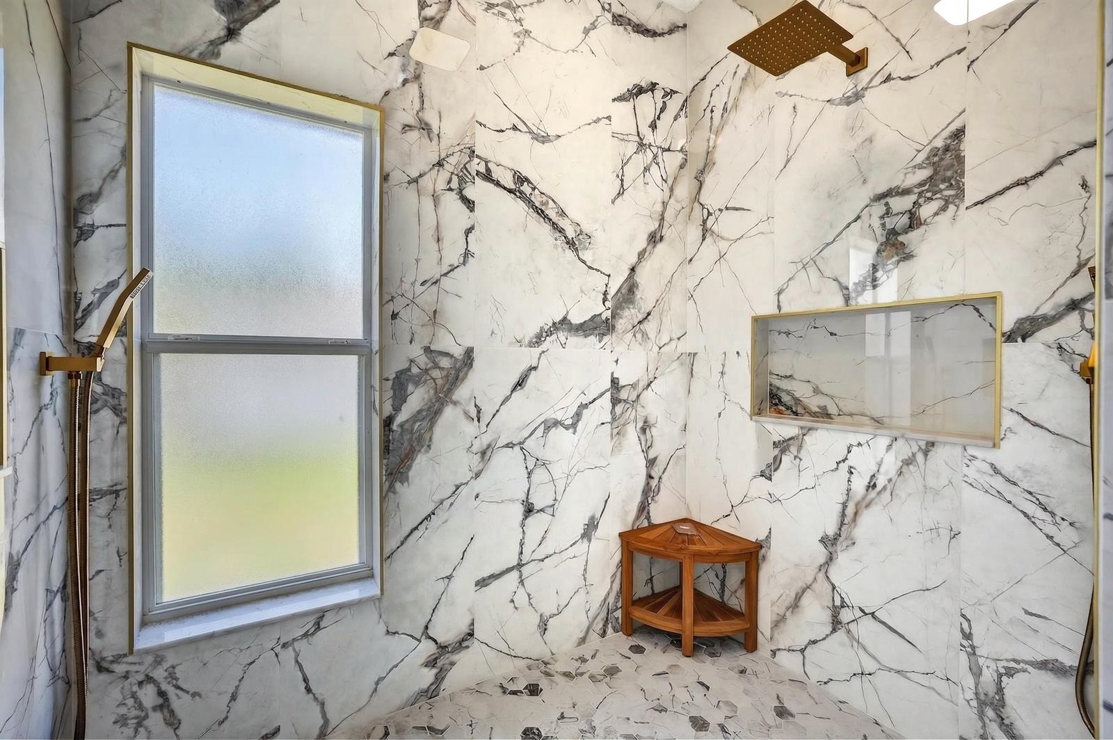 Image 21 of 58 For 8 Barkley Lane