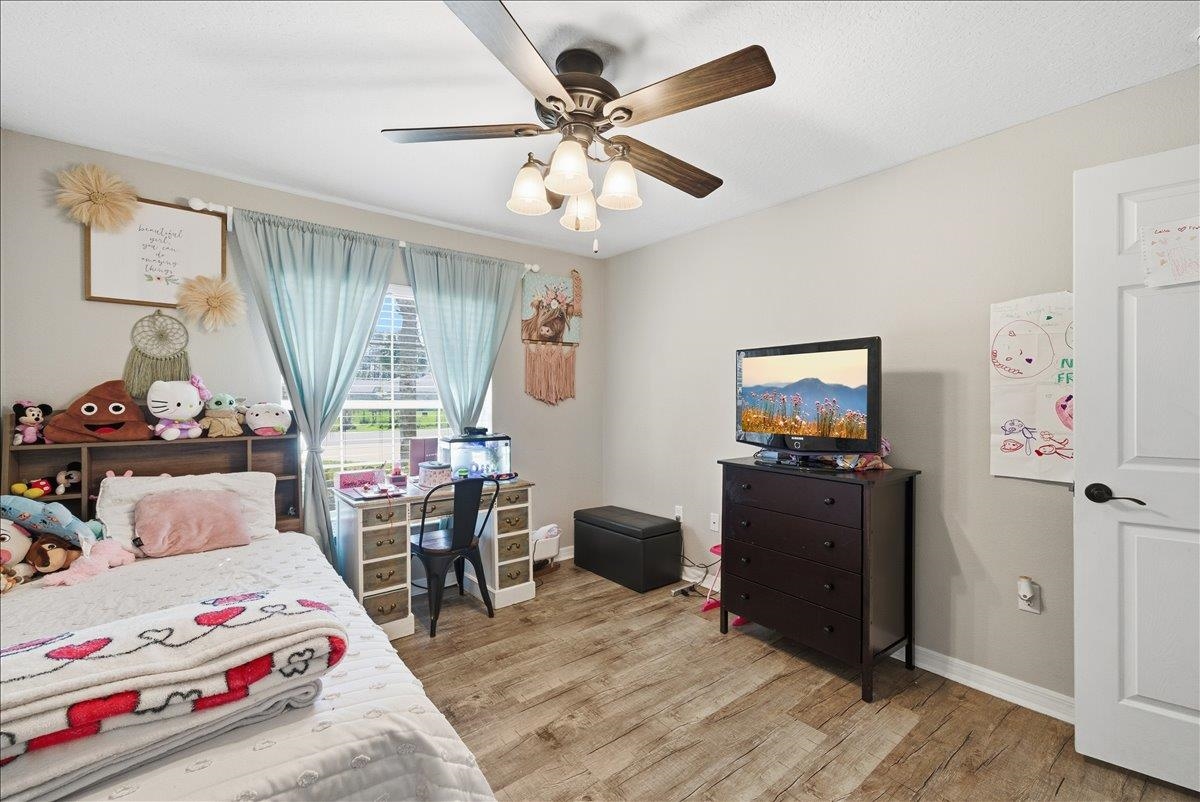 Image 29 of 45 For 8 Point Of Woods Drive