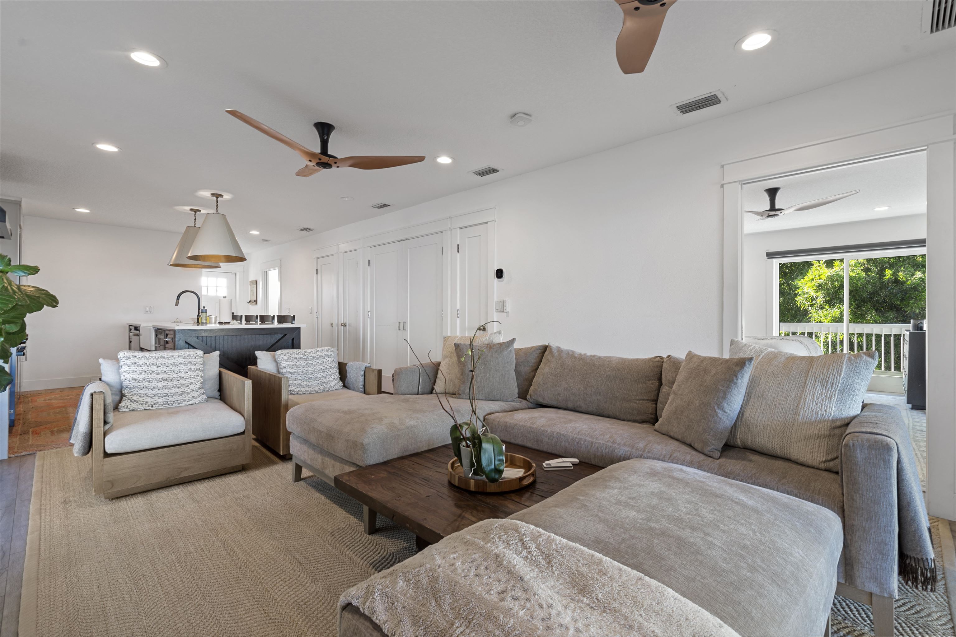 Image 19 of 68 For 5730 Rudolph Ave