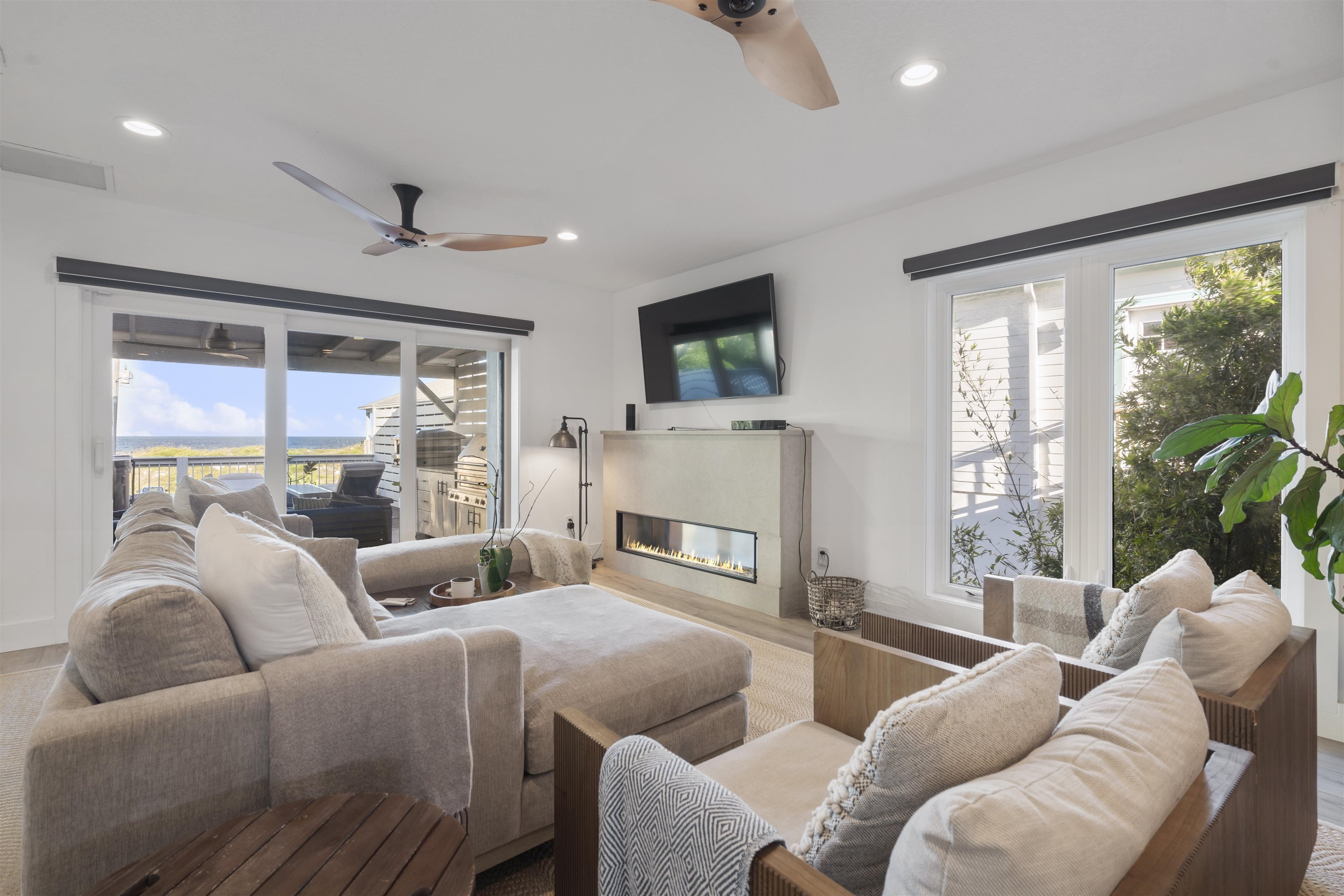 Image 4 of 68 For 5730 Rudolph Ave