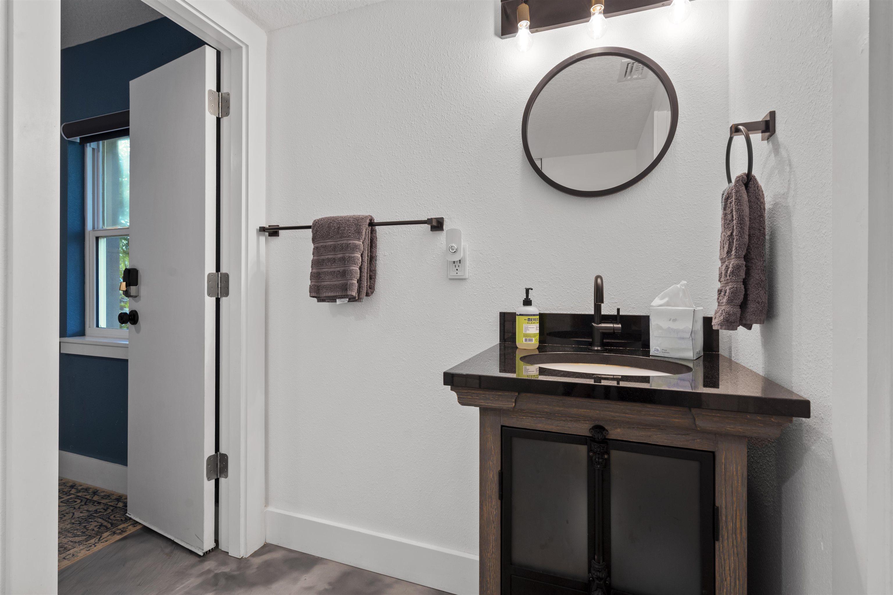 Image 47 of 68 For 5730 Rudolph Ave