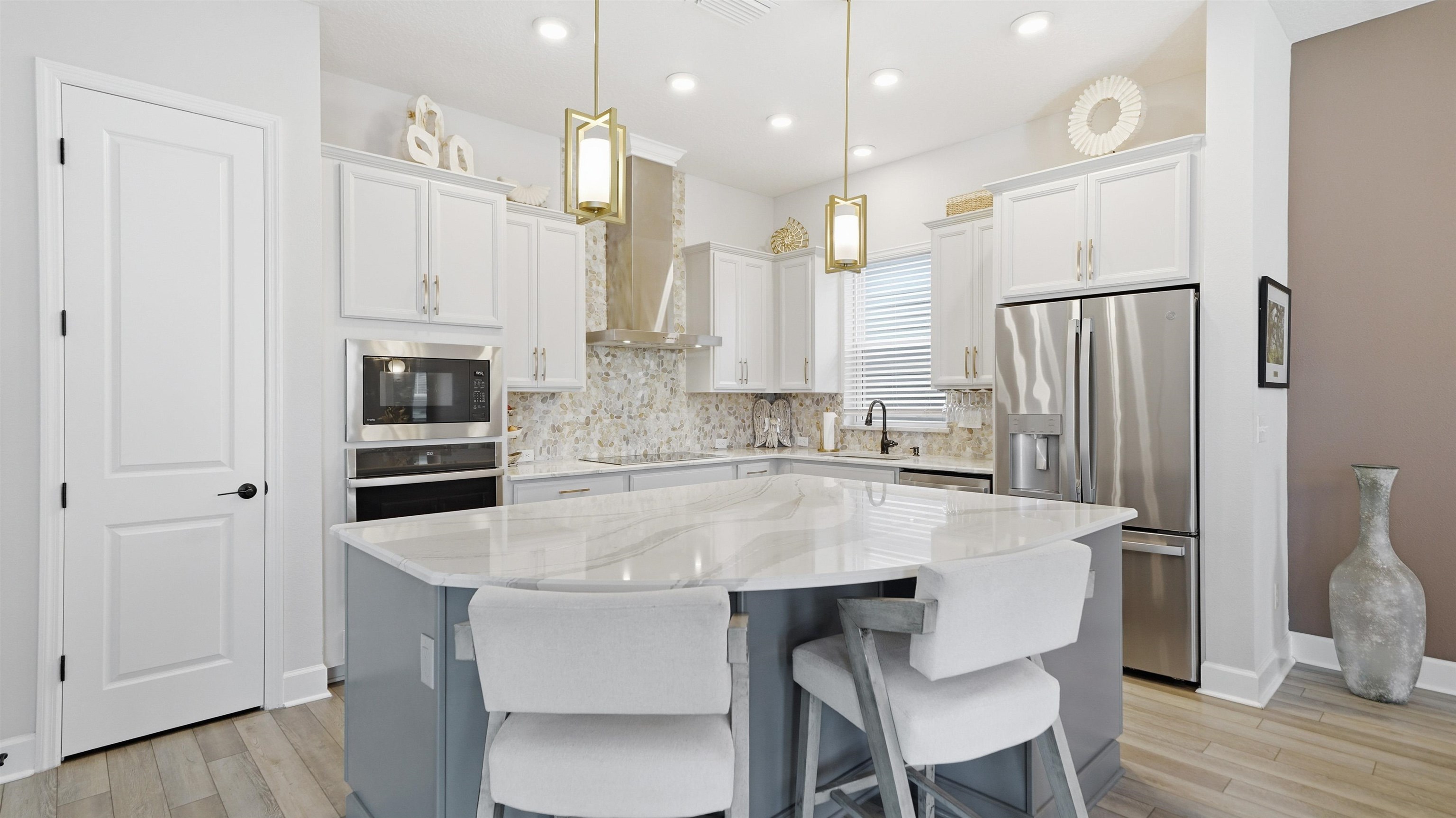 Image 13 of 65 For 7331 Beach Haven Pl