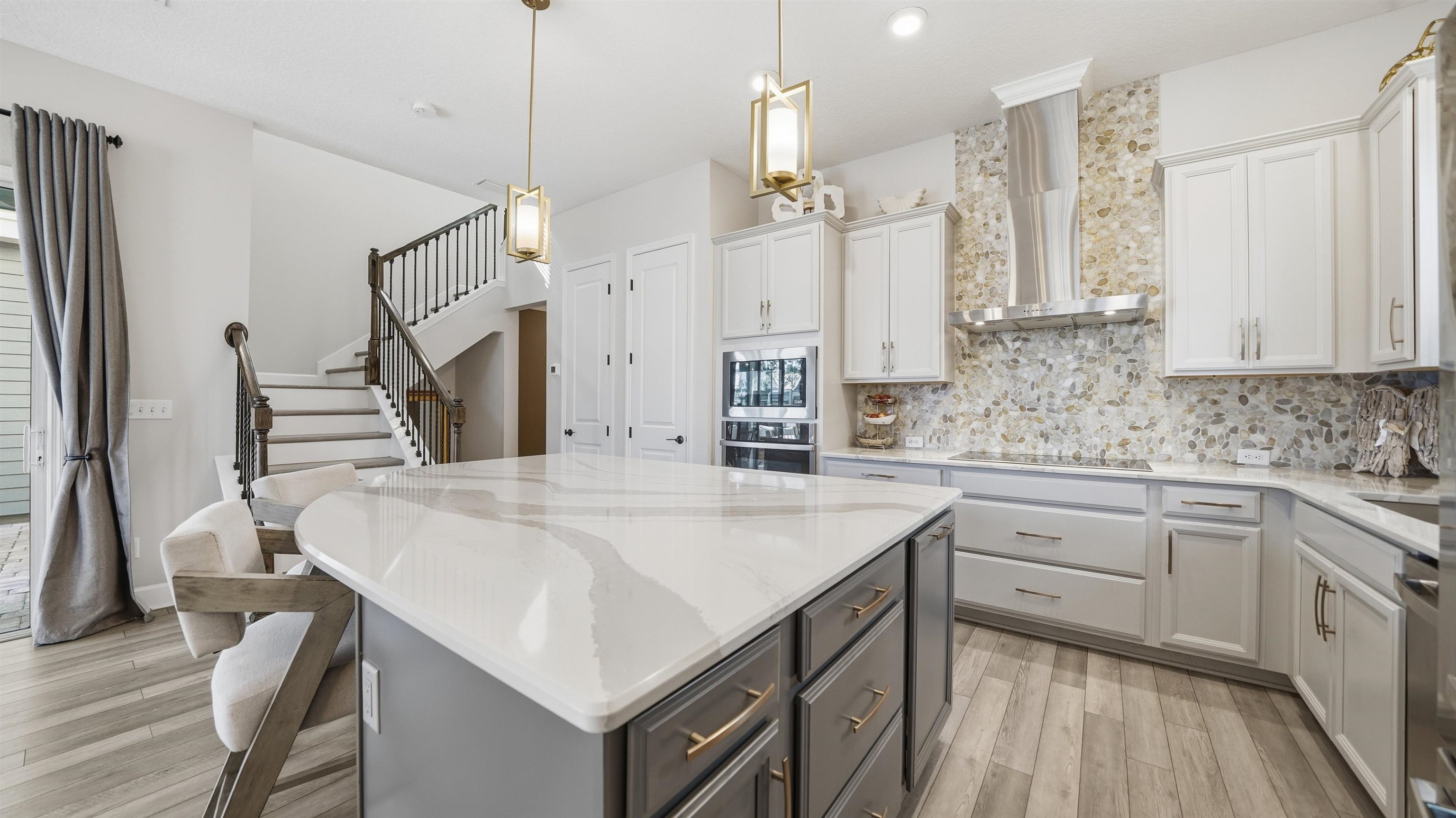 Image 9 of 65 For 7331 Beach Haven Pl