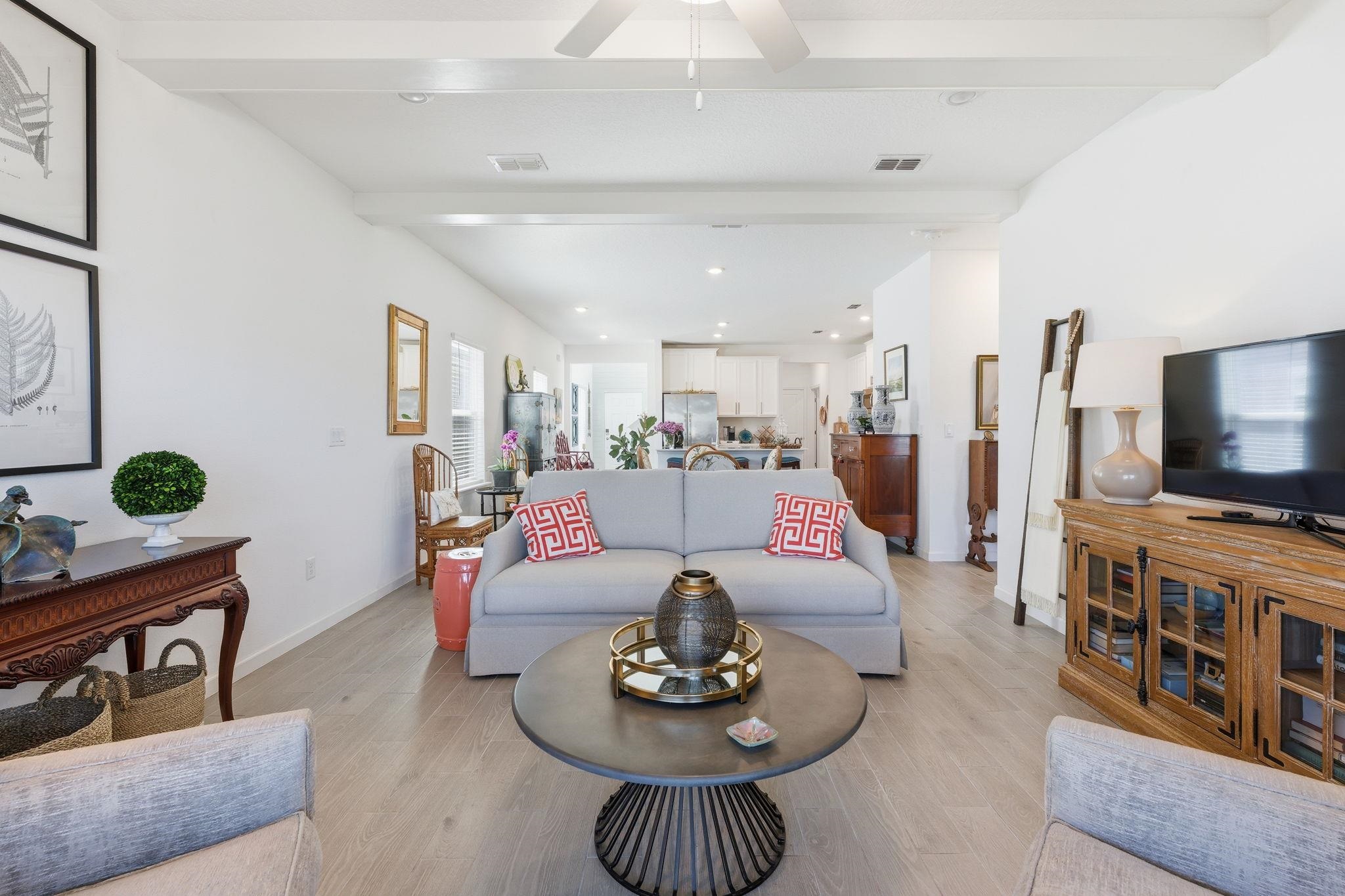 Image 17 of 48 For 131 Beauclair