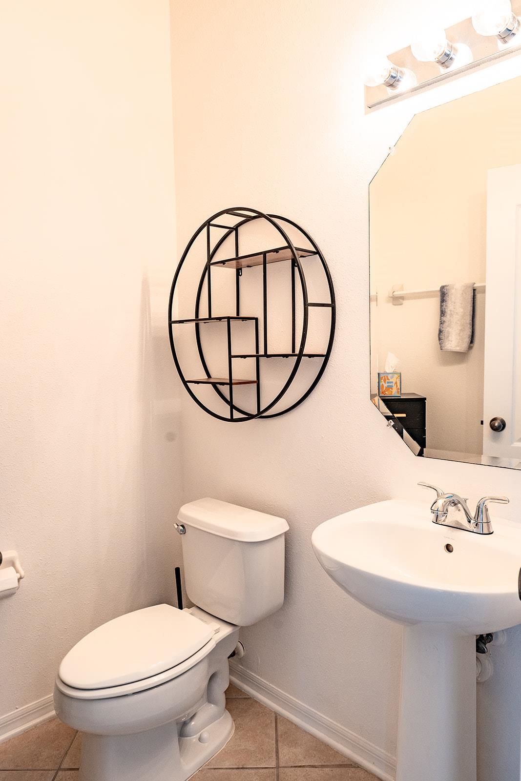 Image 19 of 40 For 50 Hannah Cole Dr