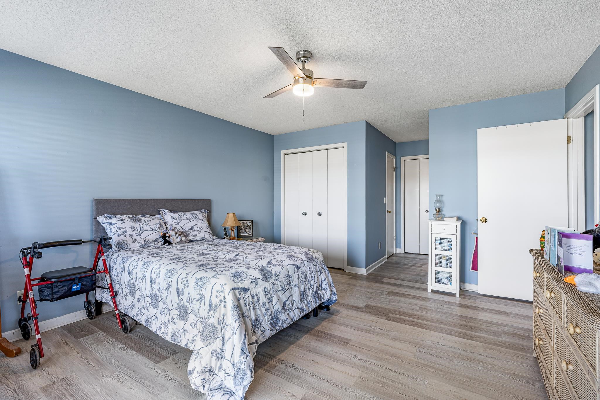 Image 18 of 44 For 42 Club House Dr  101