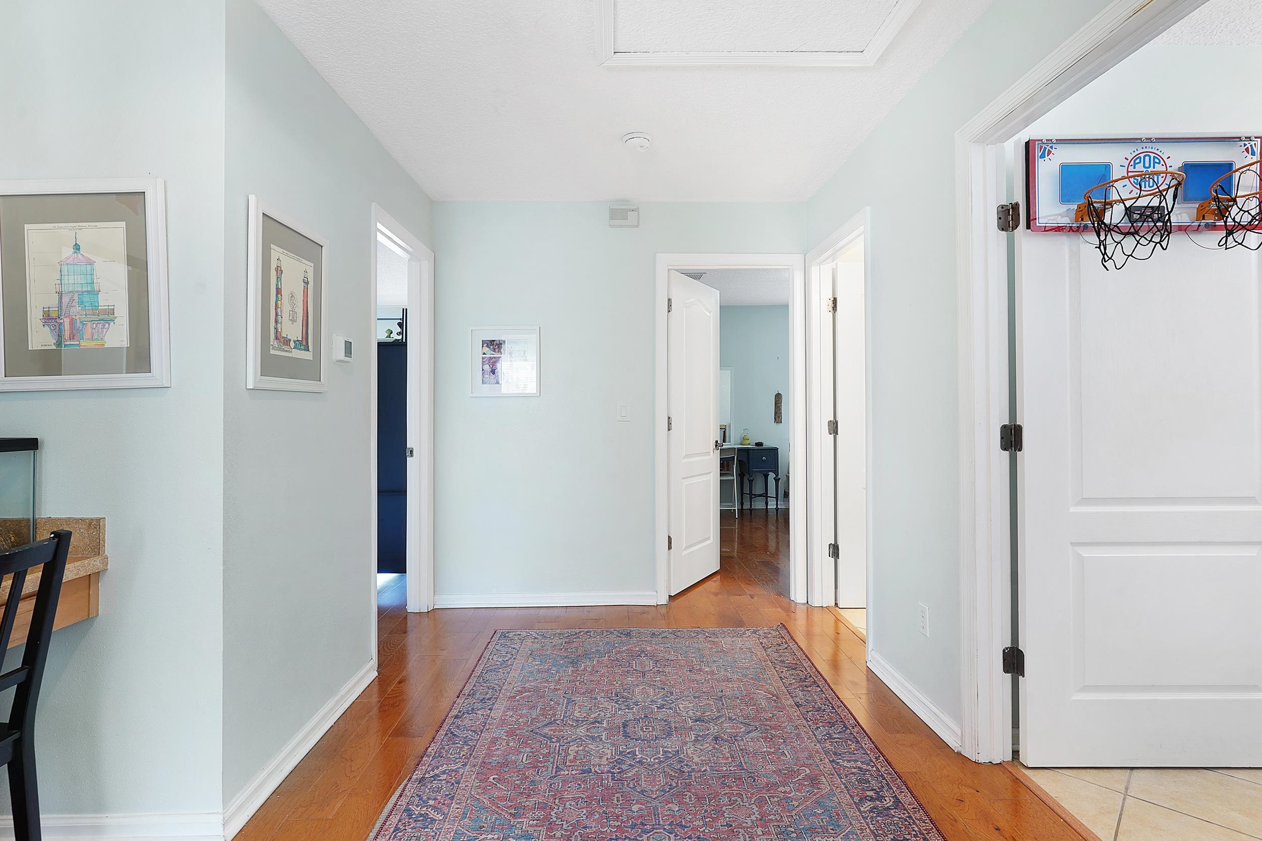 Image 17 of 39 For 935 Saltwater Cir