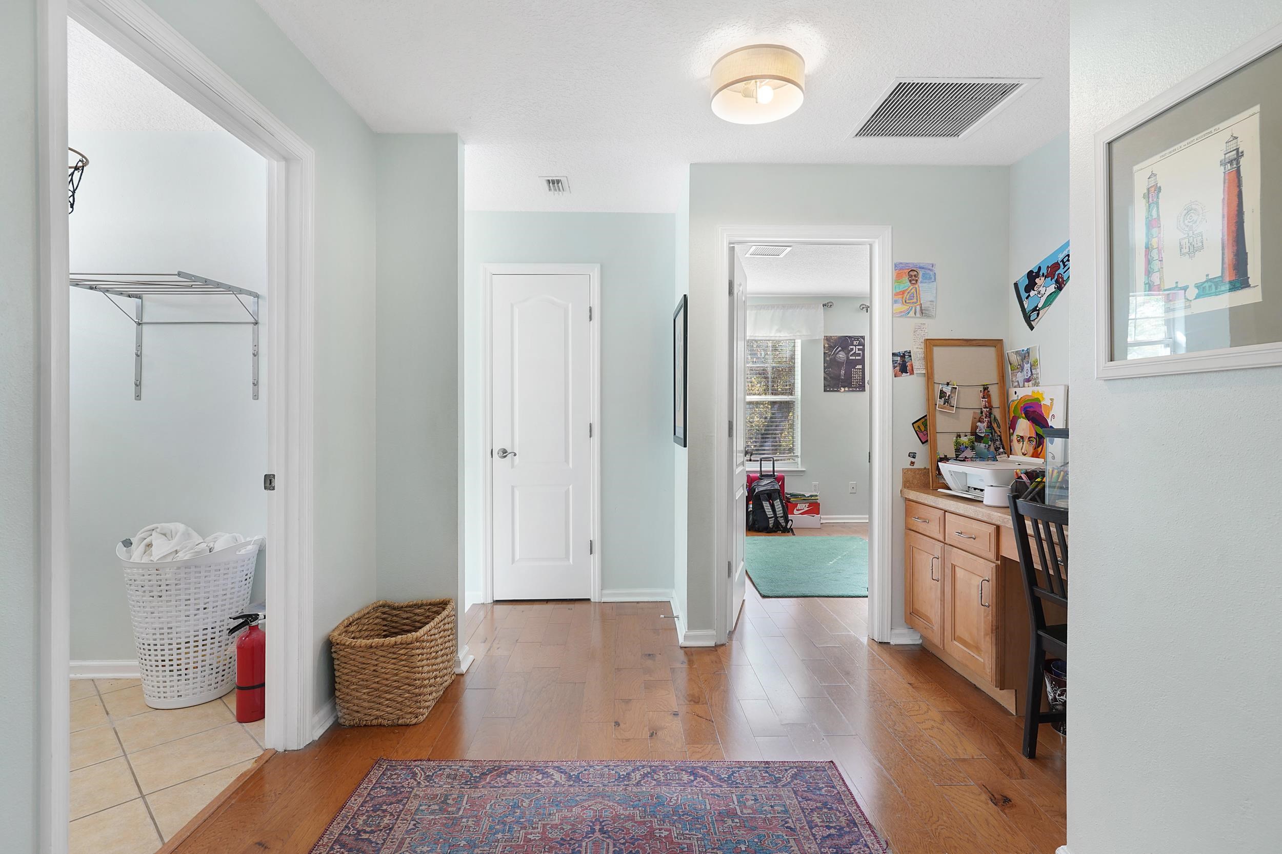 Image 18 of 39 For 935 Saltwater Cir