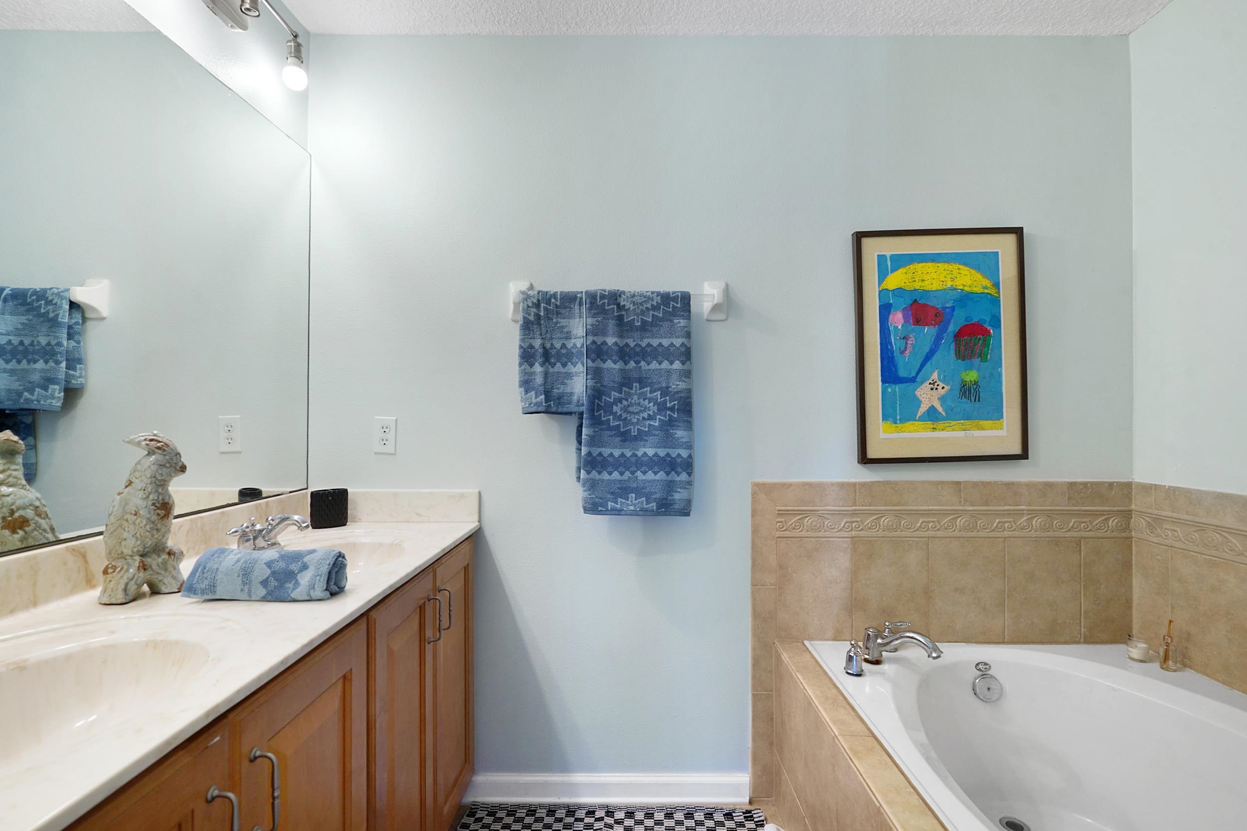 Image 25 of 39 For 935 Saltwater Cir