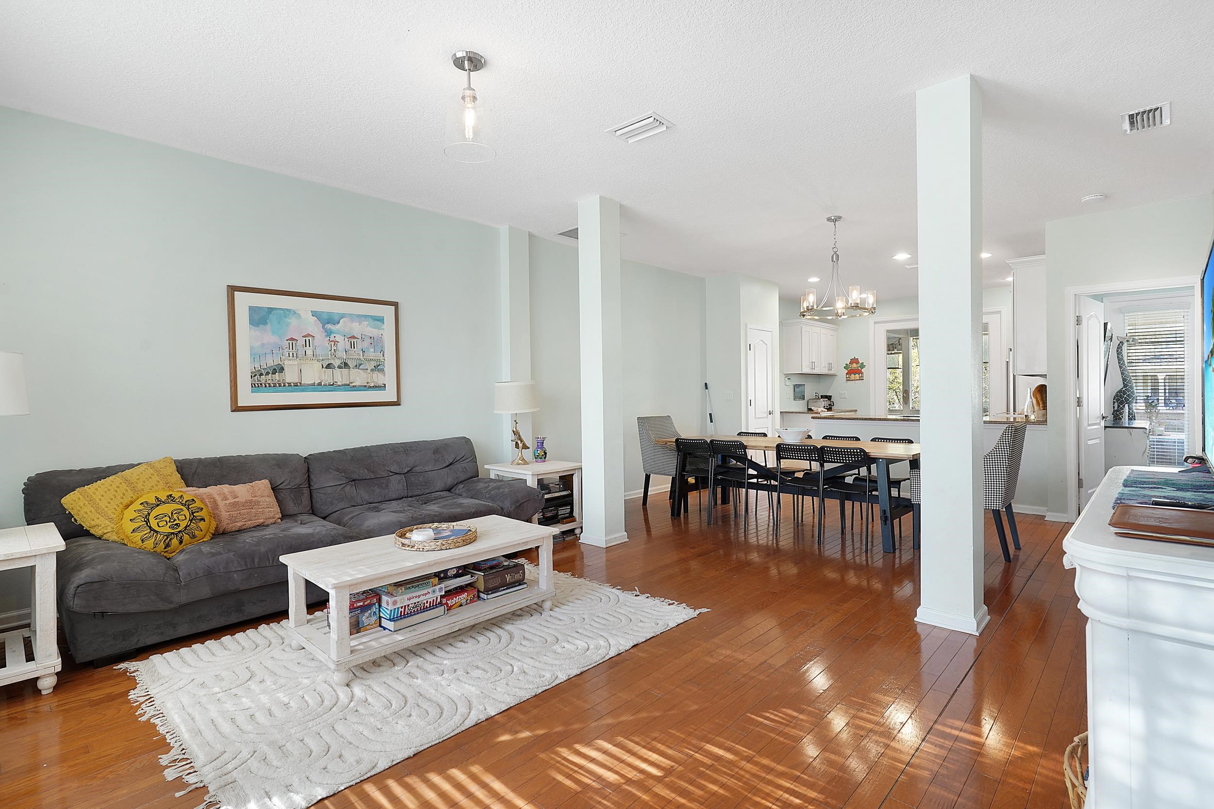 Image 6 of 39 For 935 Saltwater Cir