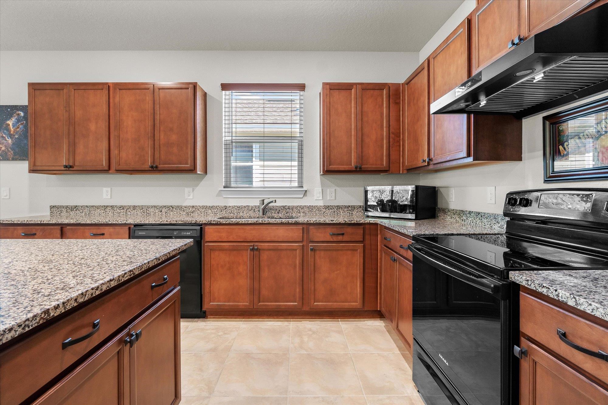 Image 12 of 43 For 437 La Mancha Dr