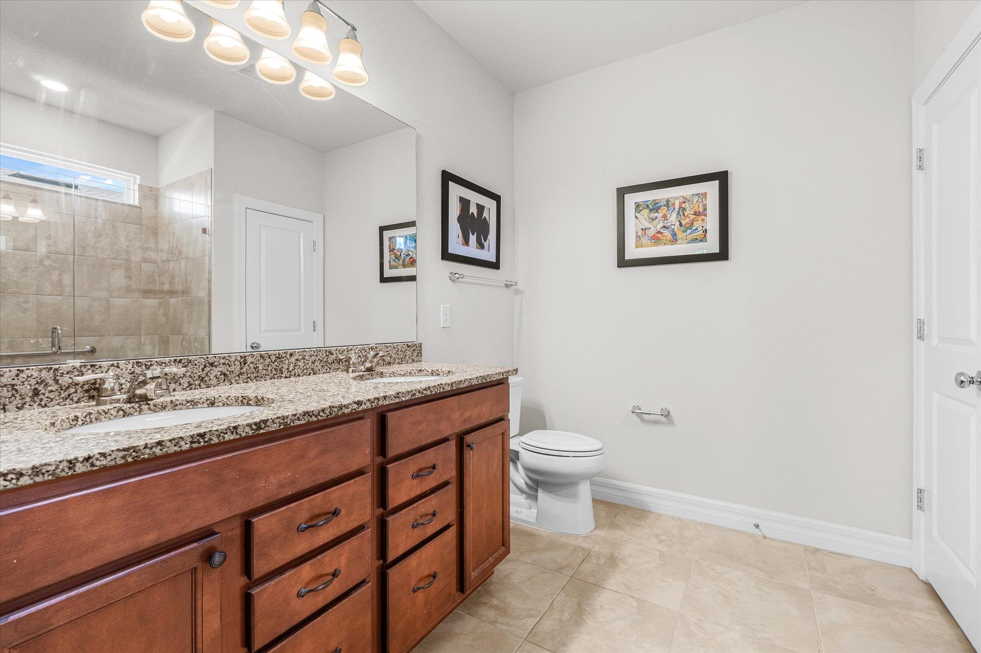 Image 22 of 43 For 437 La Mancha Dr