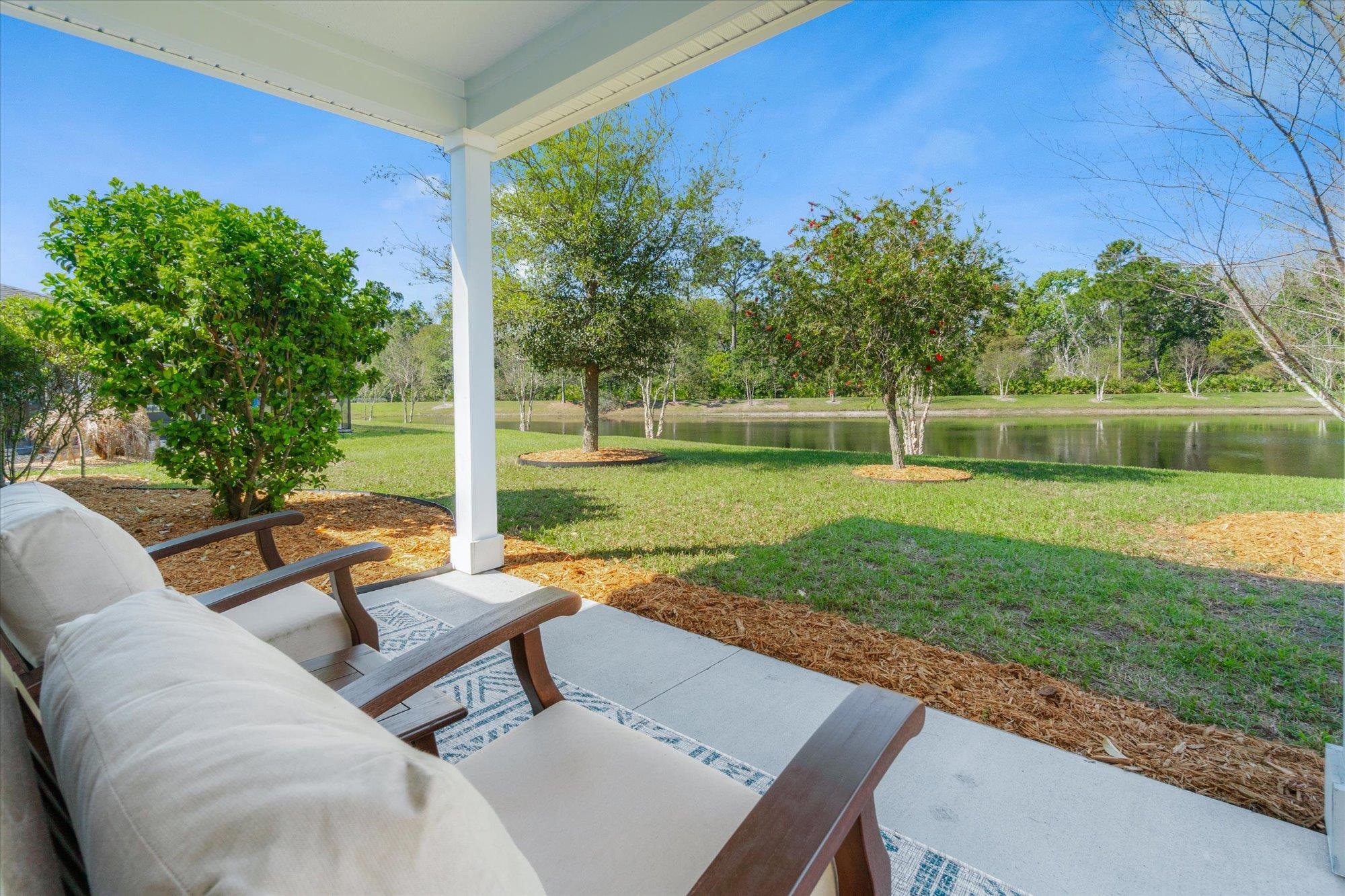 Image 30 of 43 For 437 La Mancha Dr