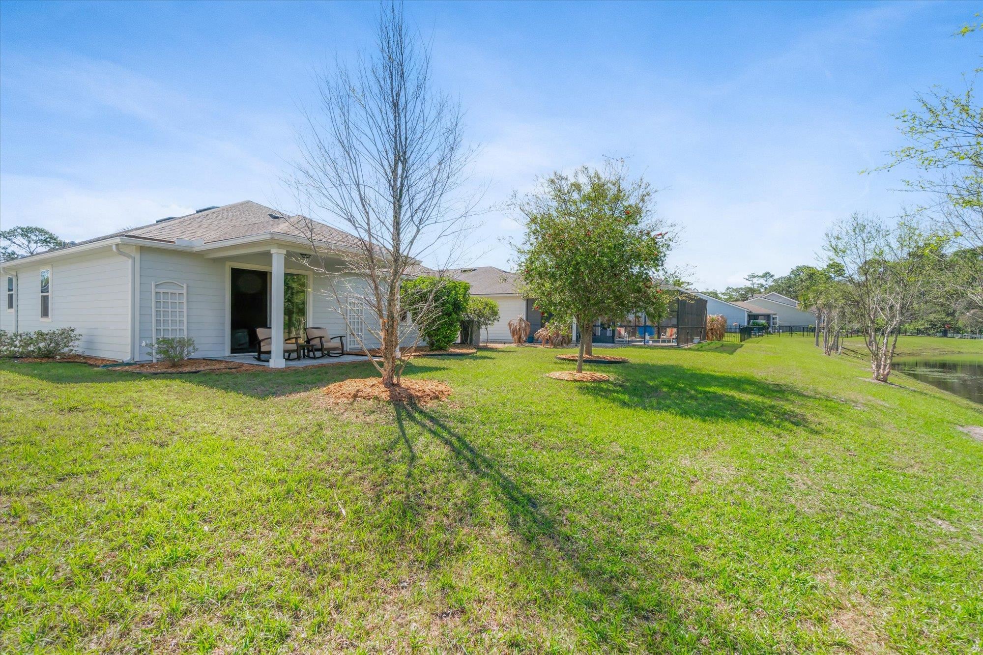 Image 32 of 43 For 437 La Mancha Dr