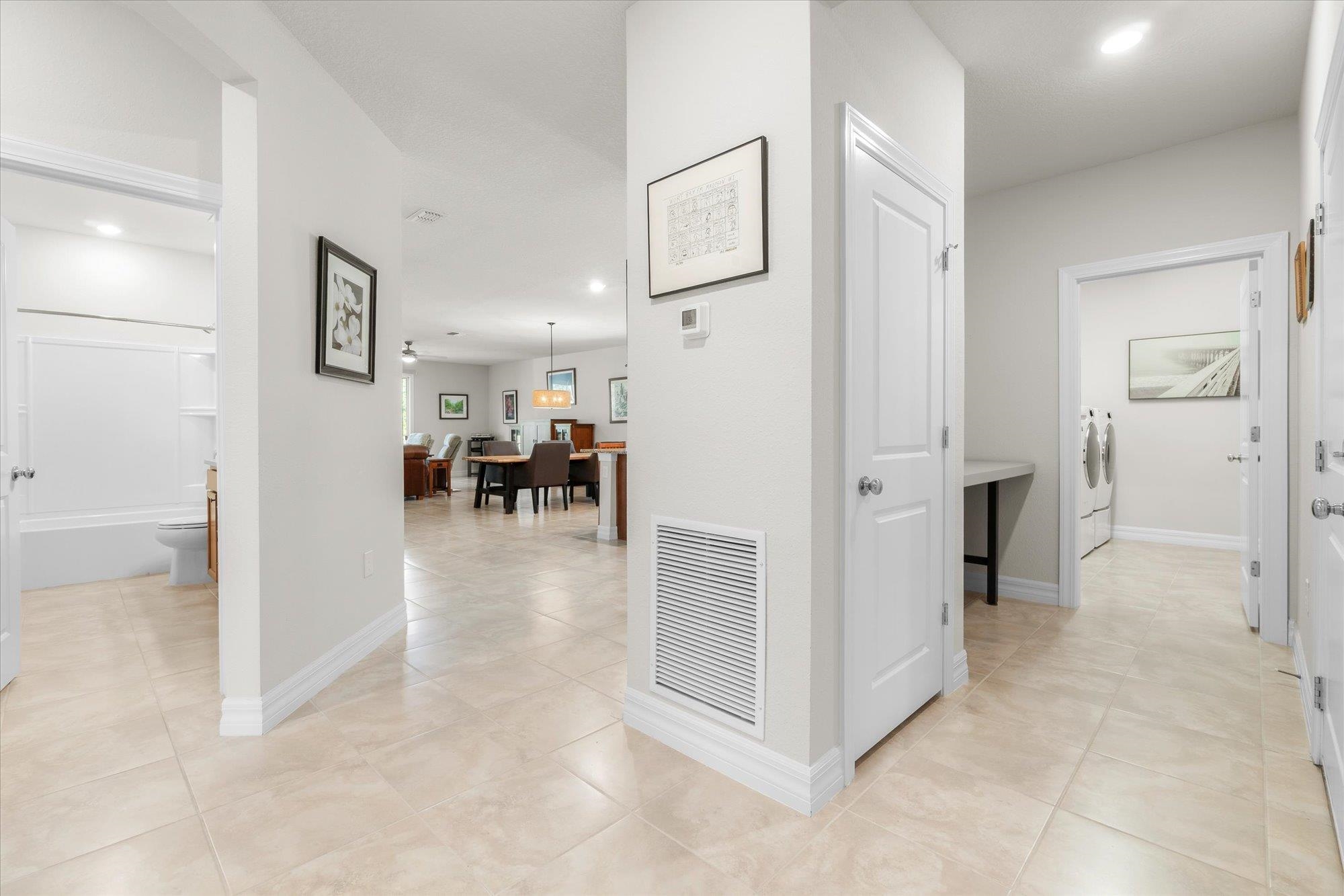 Image 8 of 43 For 437 La Mancha Dr