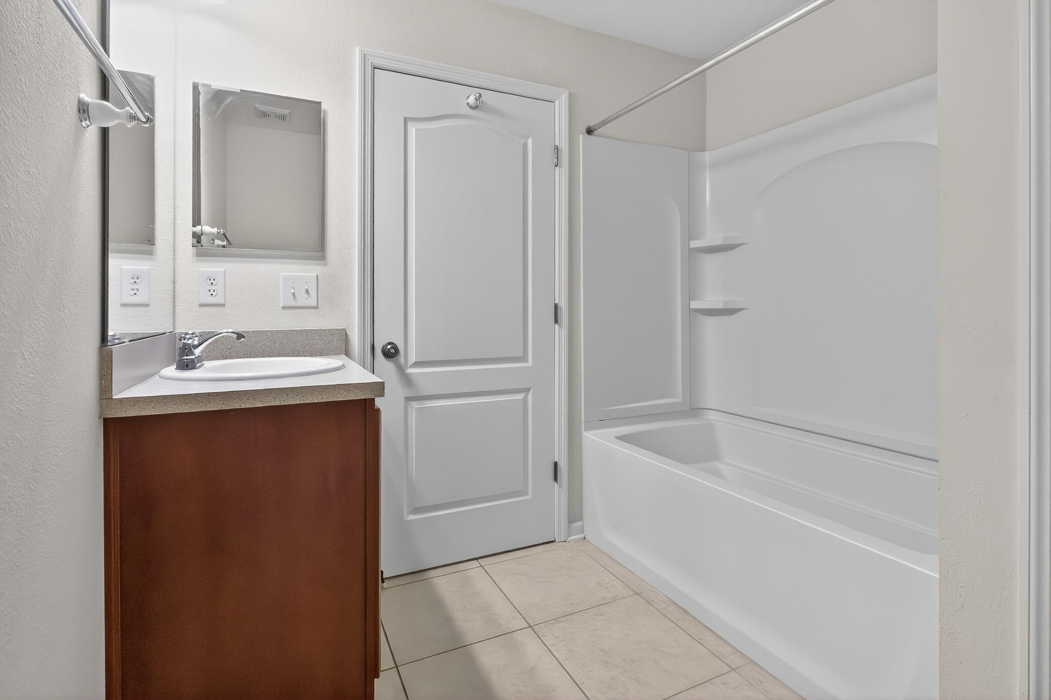 Image 31 of 54 For 5099 Cypress Links Blvd