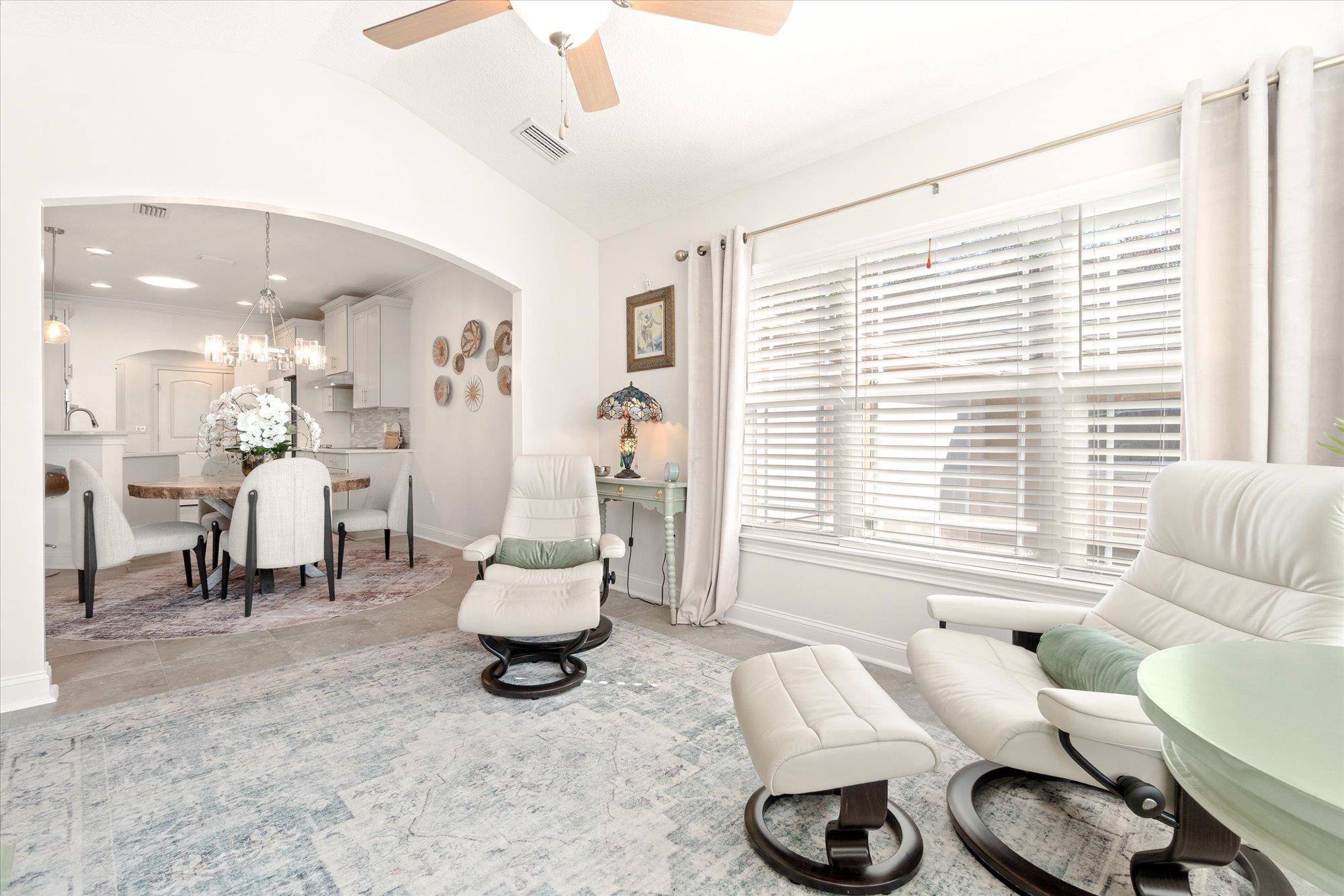 Image 10 of 62 For 82 Timoga Trl