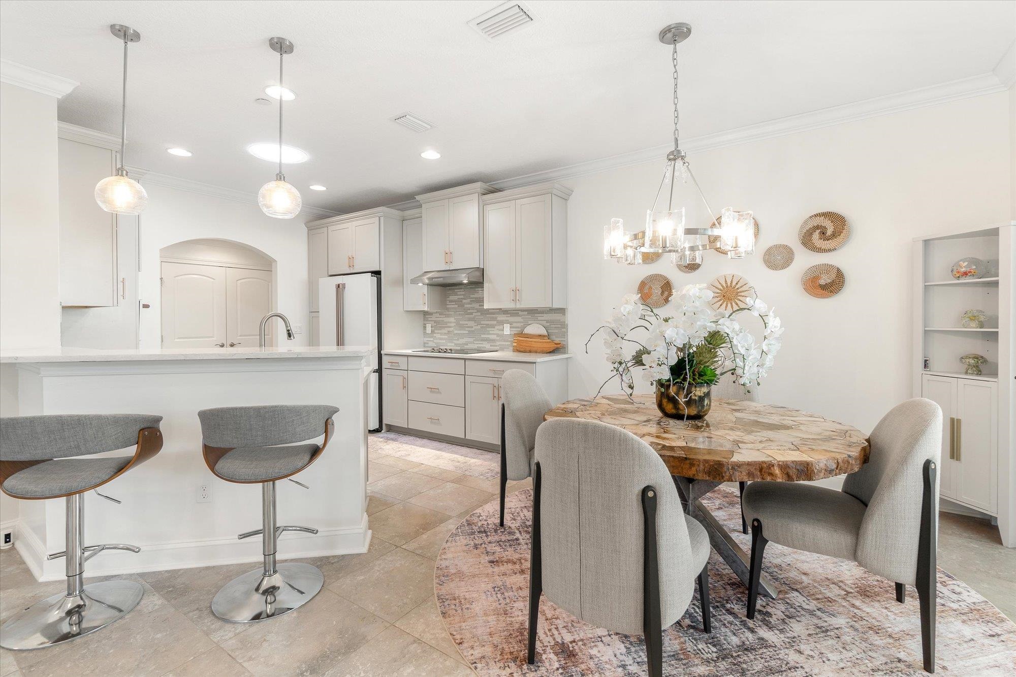 Image 11 of 62 For 82 Timoga Trl