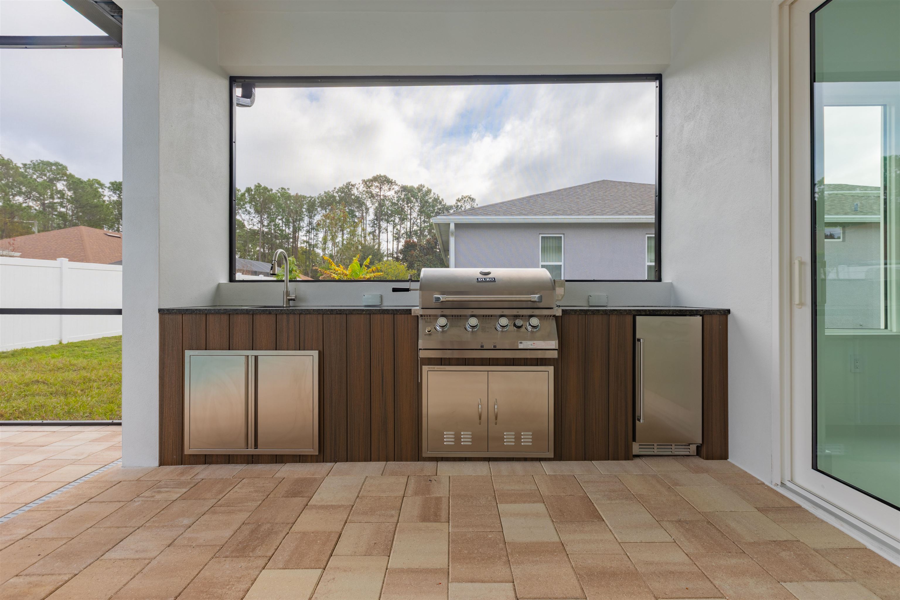 Image 32 of 39 For 9 Edison Lane